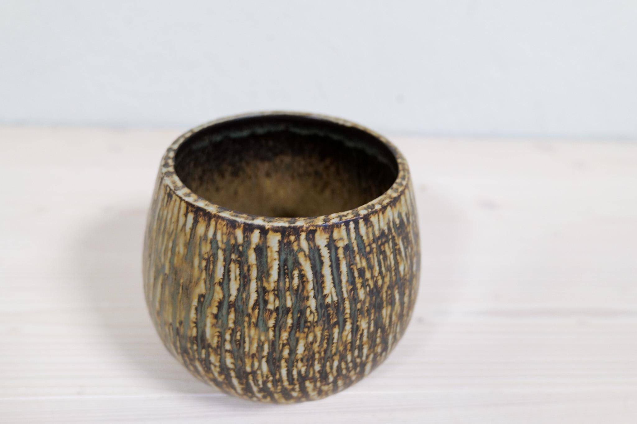 Modern Ensemble from the Mid-Century of 4 Ceramic Pieces Rubus Gunnar Nylund Rörstrand, Sweden