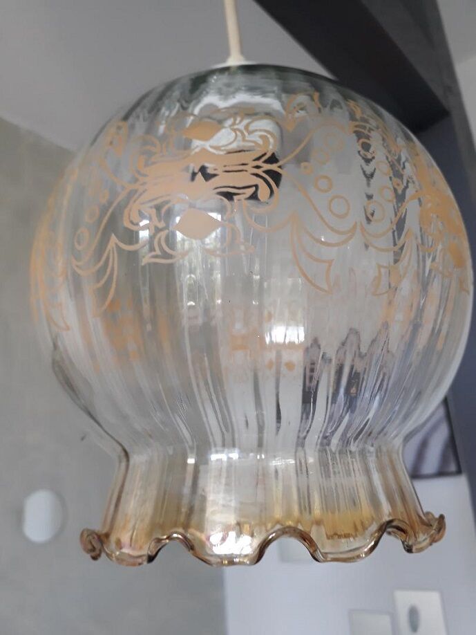 Amber tulip hanging lamp