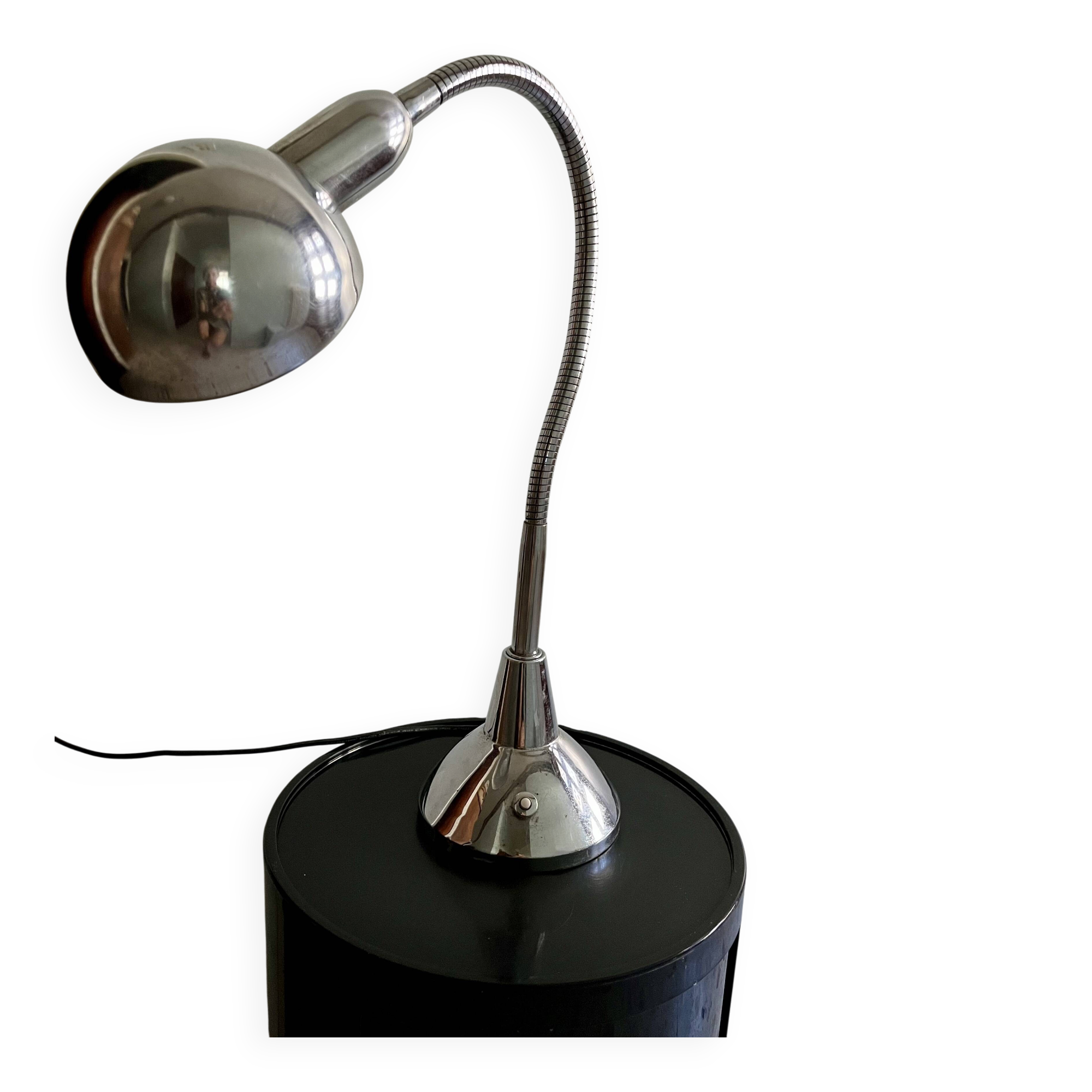 Lampe de bureau en acier chromé