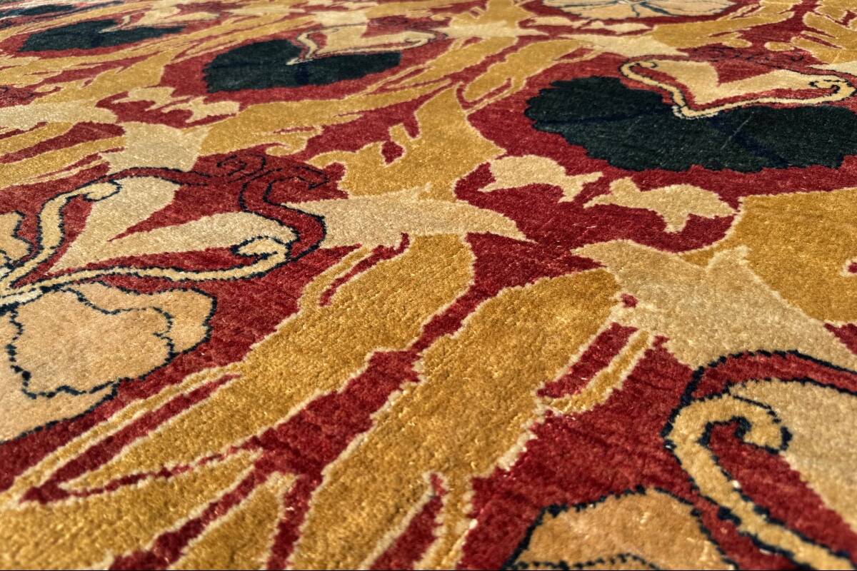 Indian floral rug after William Morris 308x240 cm