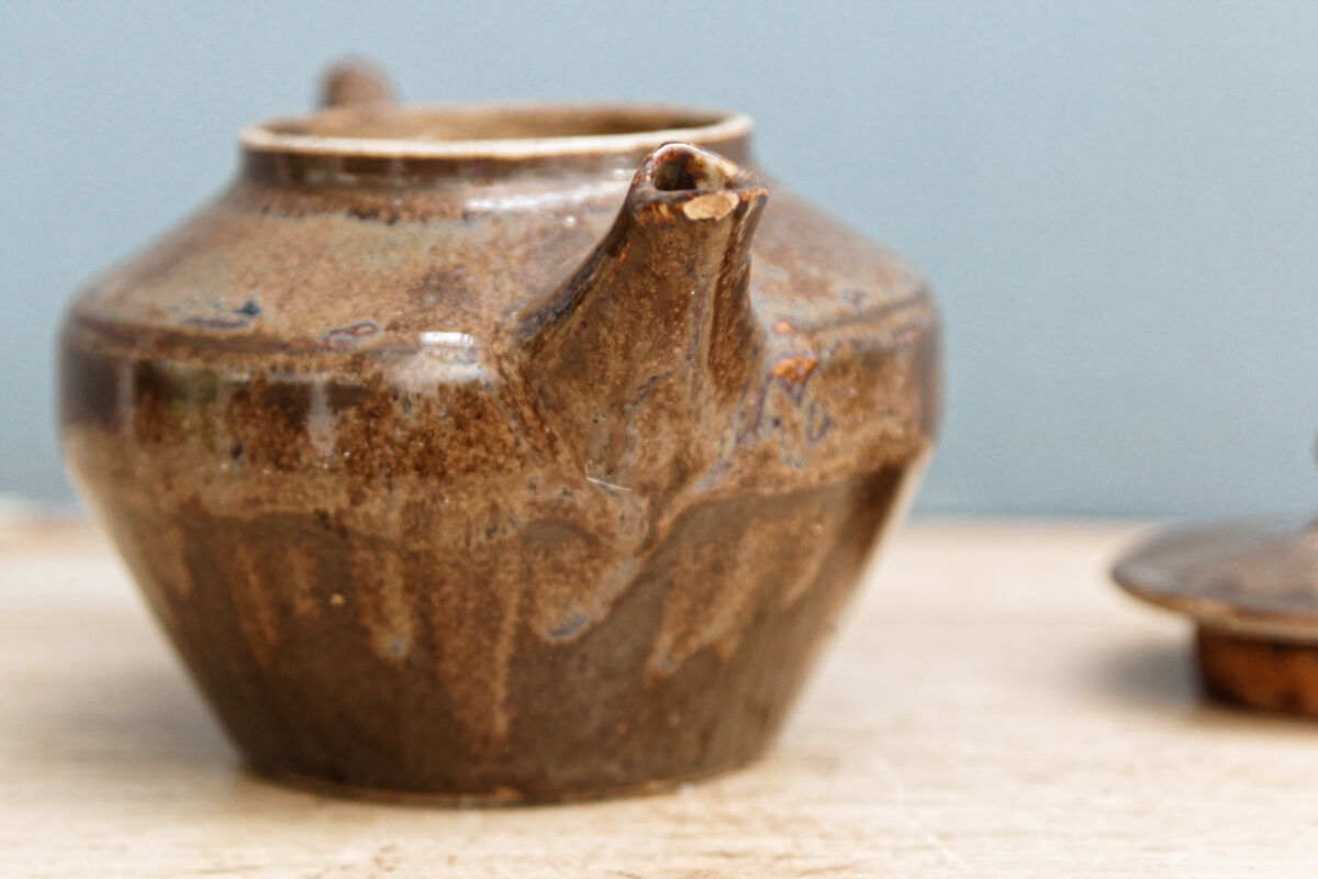 Glazed sandstone teapot