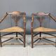 Paire de chaises d'angle hollandaises anciennes, années 1920