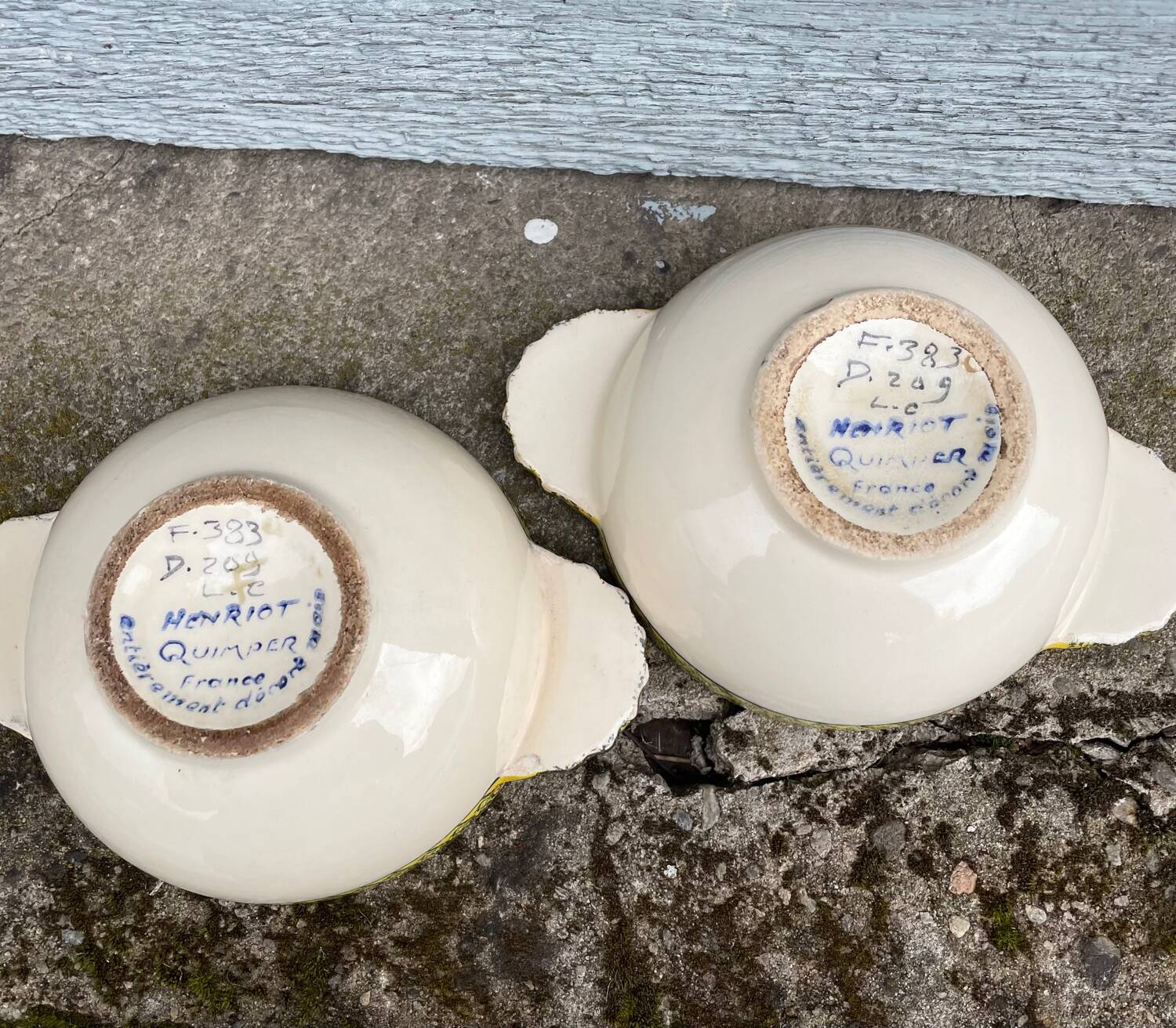Henriot Quimper France bowl with ear handles