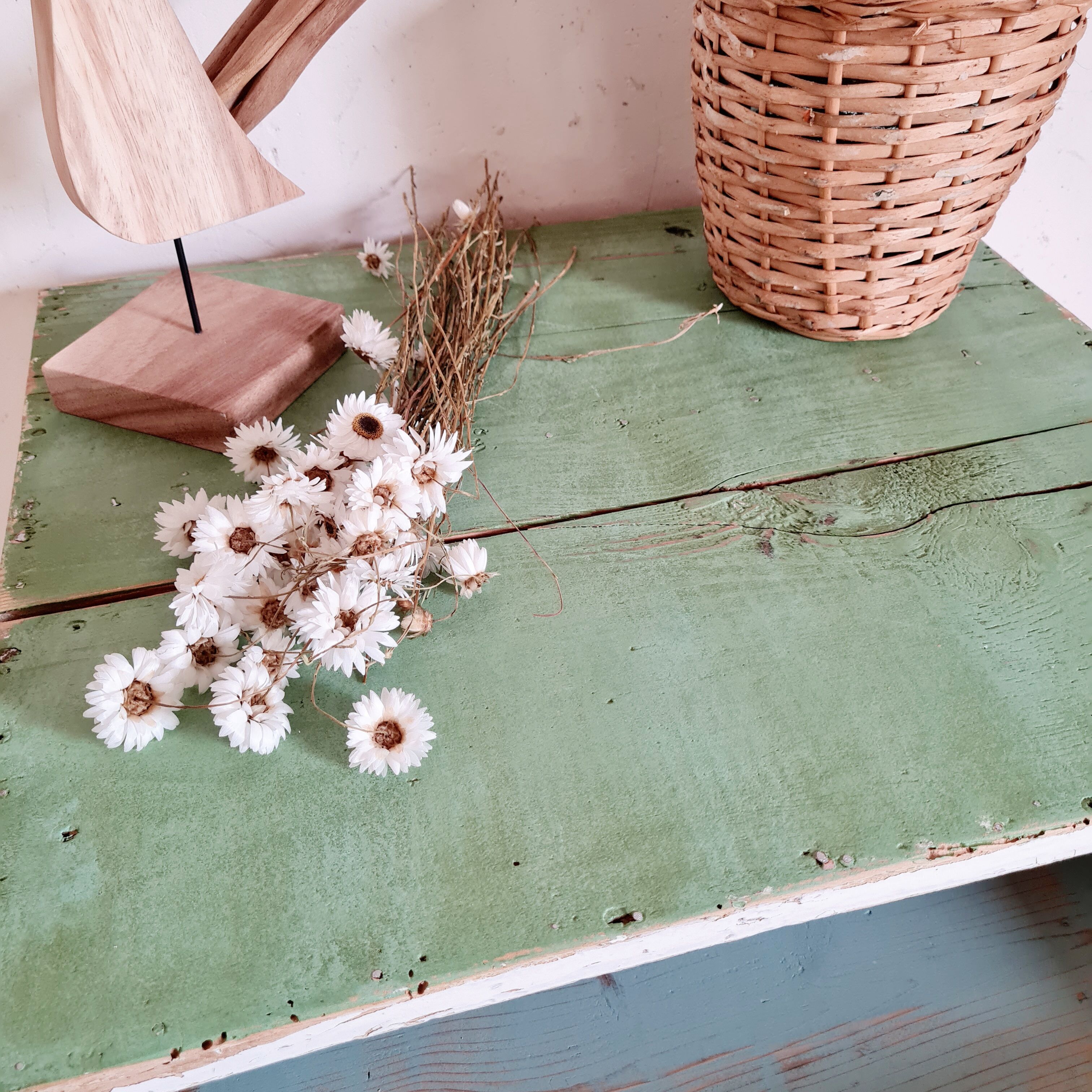 Renovated patinated white jam