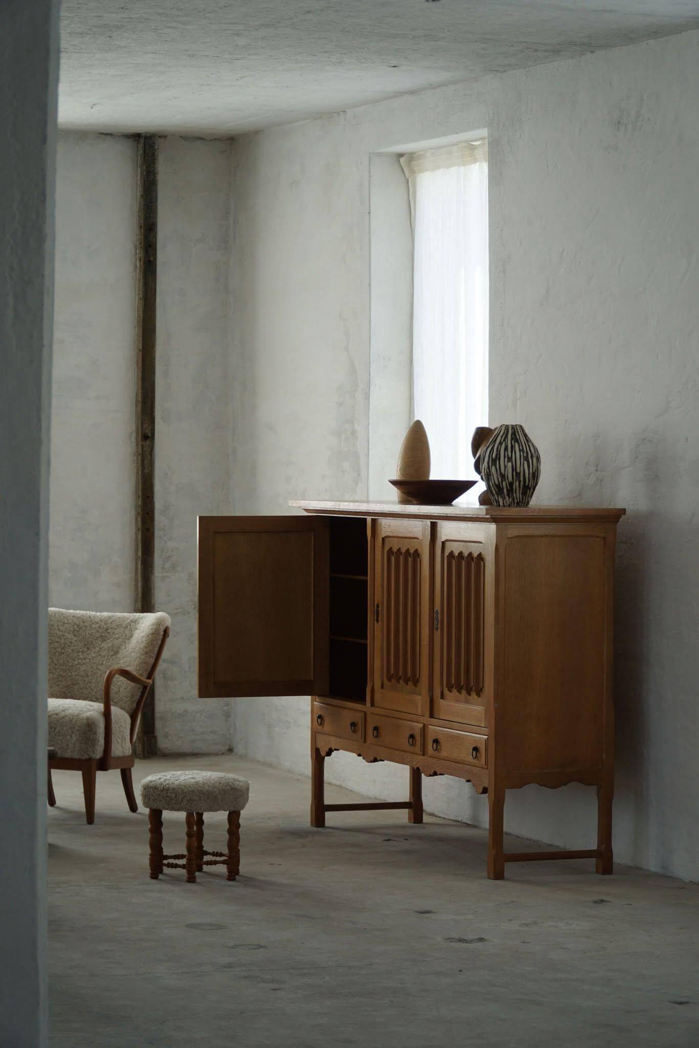 Brutalist oak sideboard, mid-century Danish design, Kjærnulf style, 1960s.