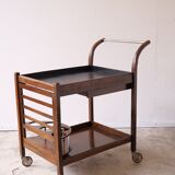 Serving art deco tork