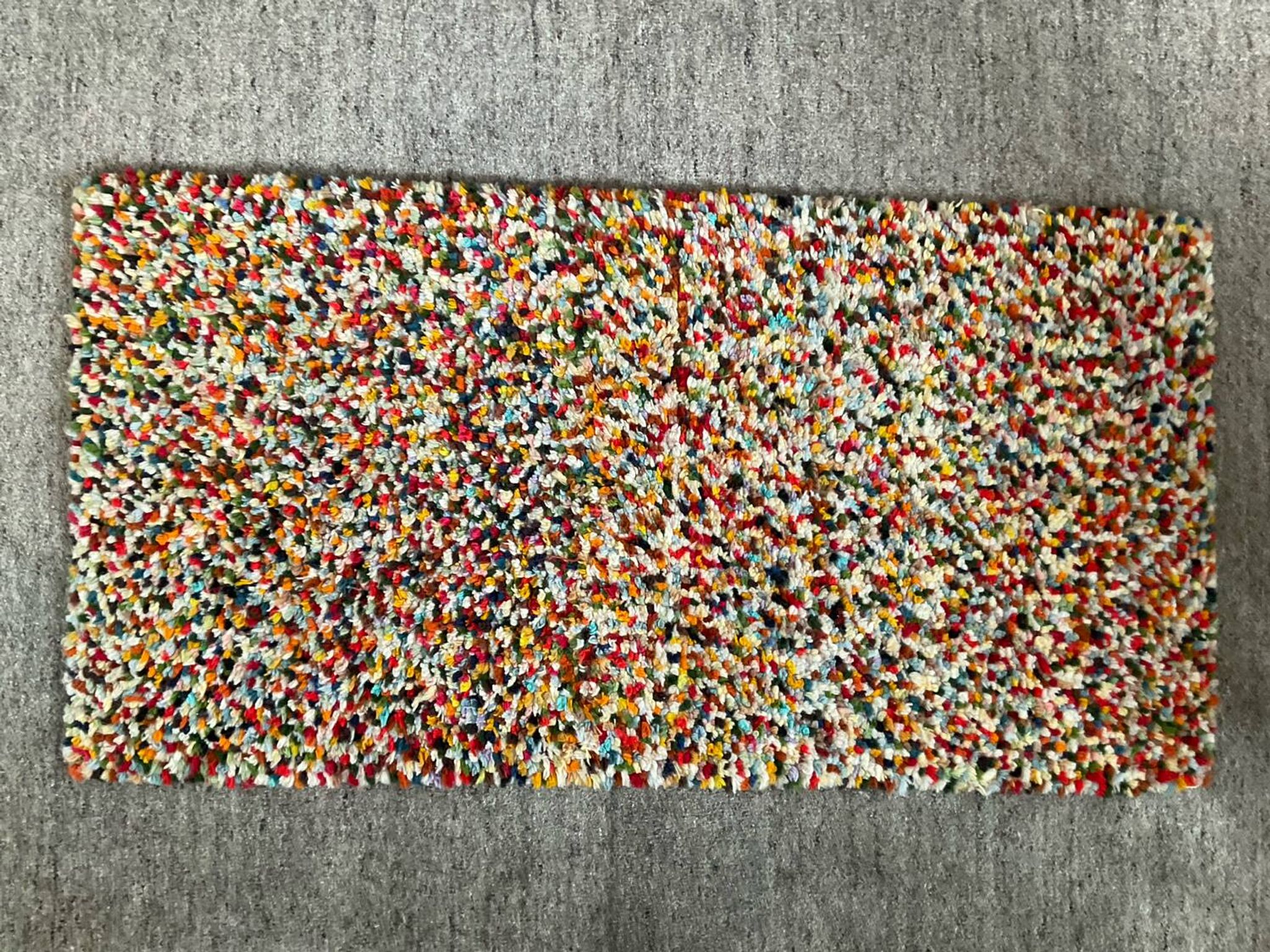 Tapis vintage en laine tissée