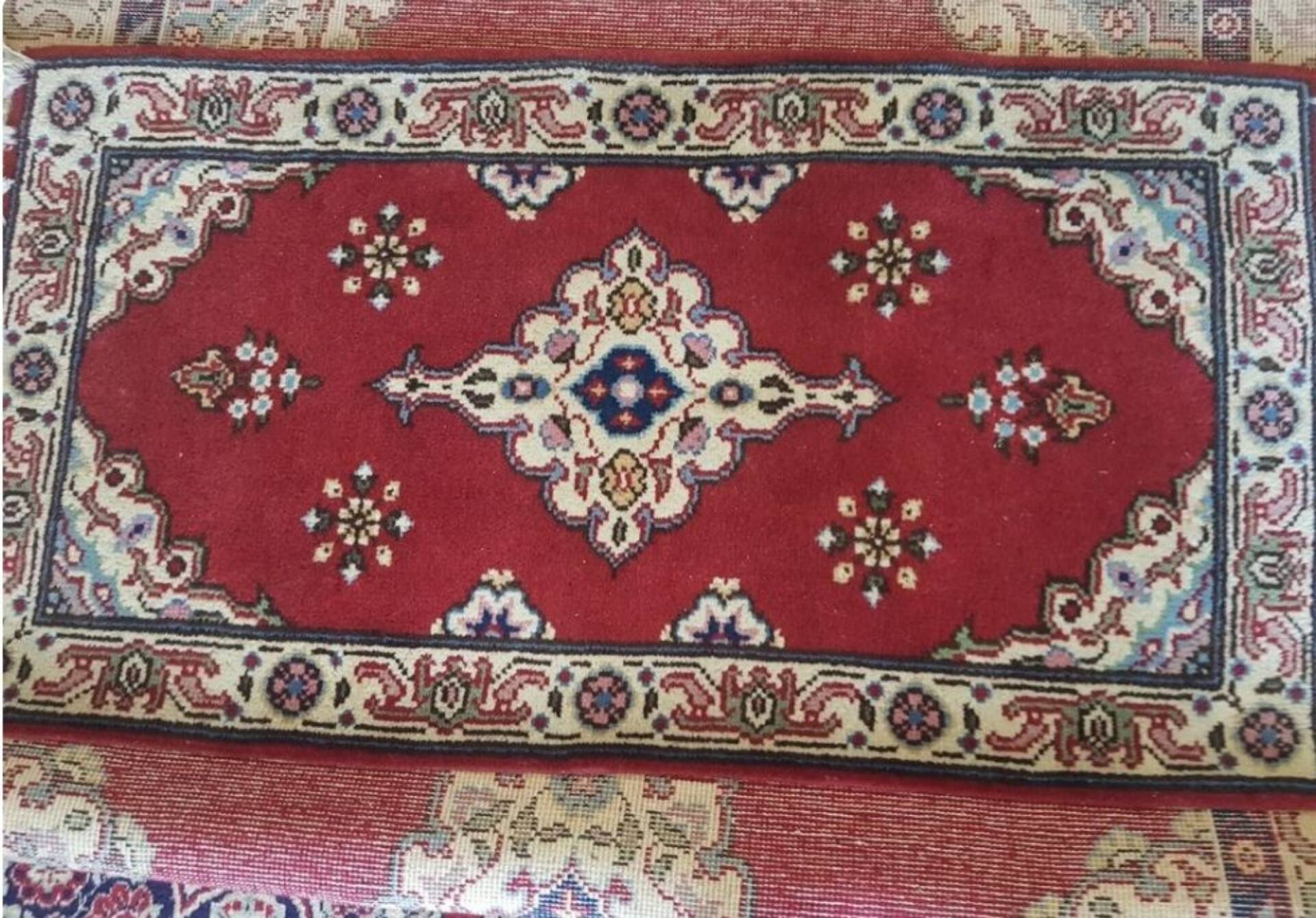 Petit tapis persan  d'années 60