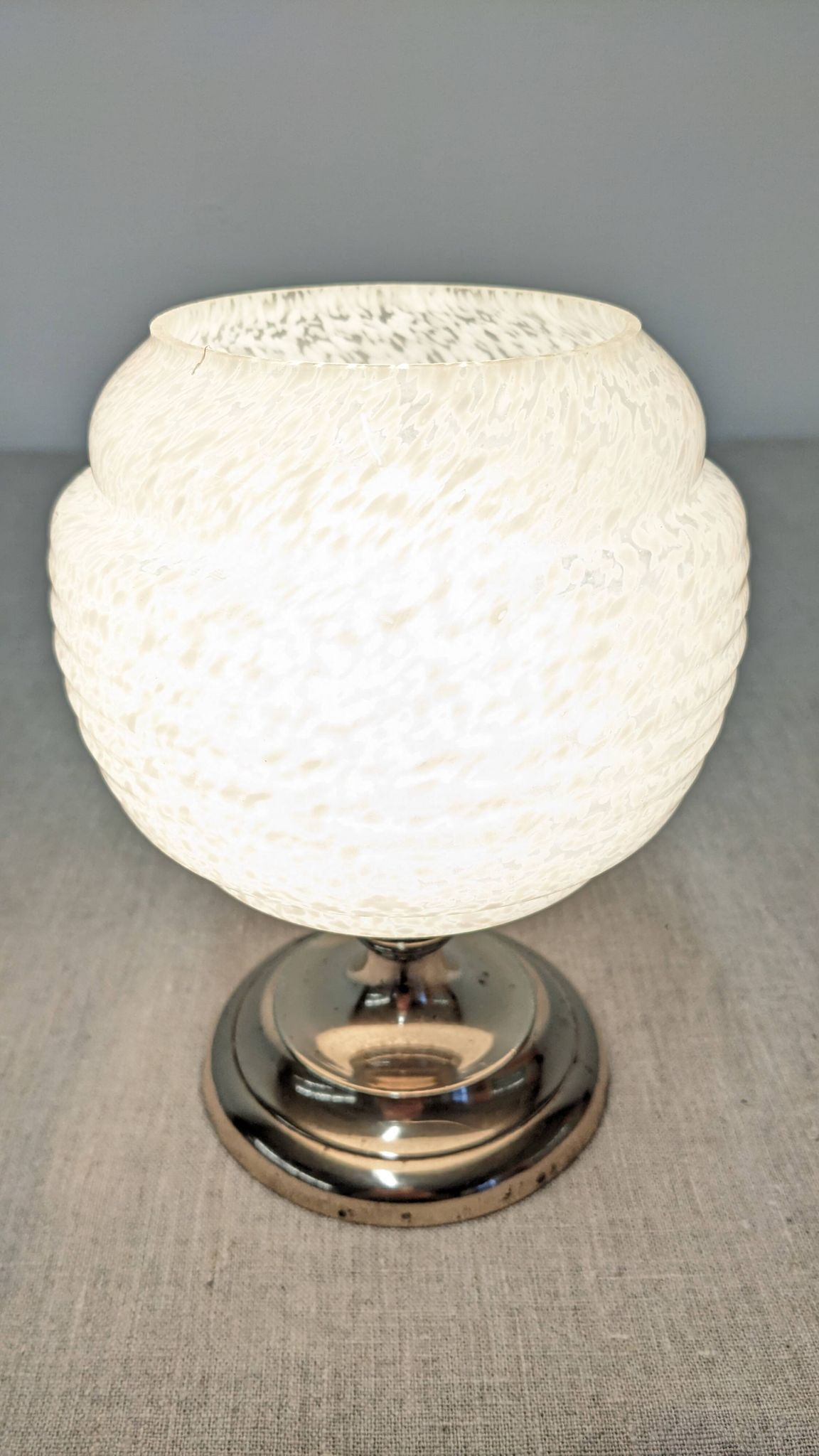 Art Deco bedside or ambient lamp in glass from Clichy, France, circa 1920.