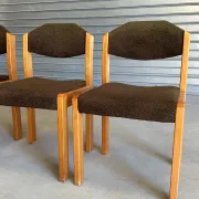 Set of 4 vintage chairs from the 70s/80s – Brown chocolate wood and fabric