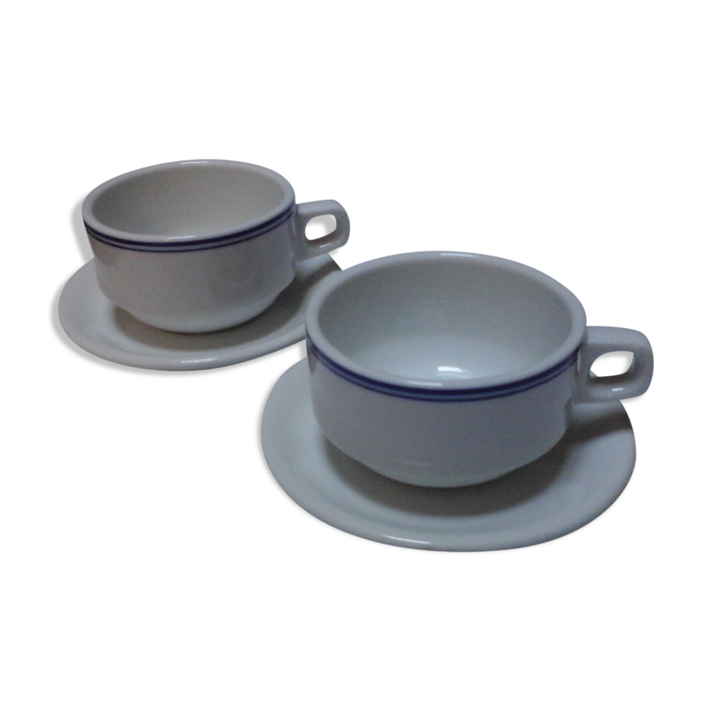Lot of 2 cups bistro with saucers