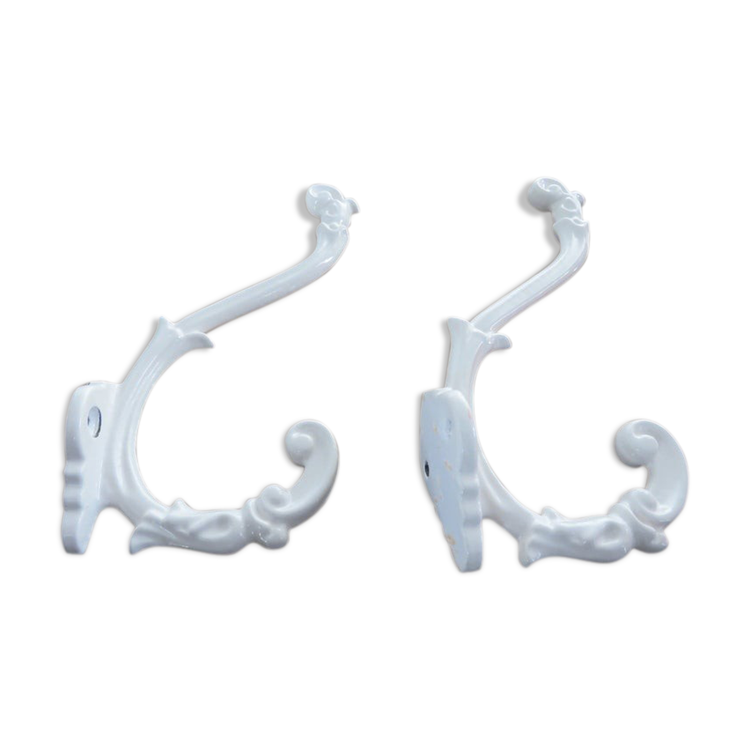 2 white cast iron pads art deco 30s 40s