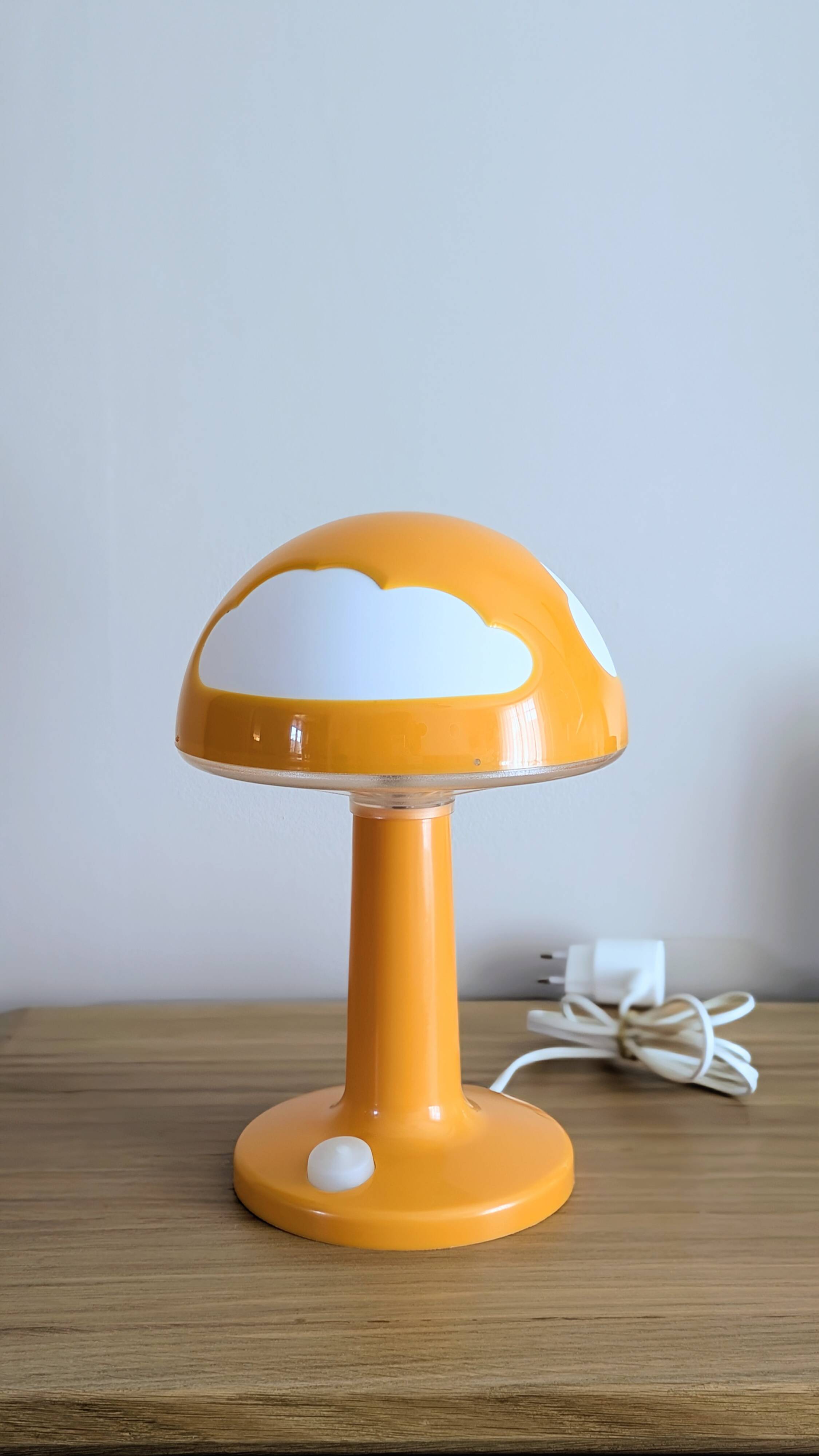 Ikea Skojig orange lamp (L-0145)