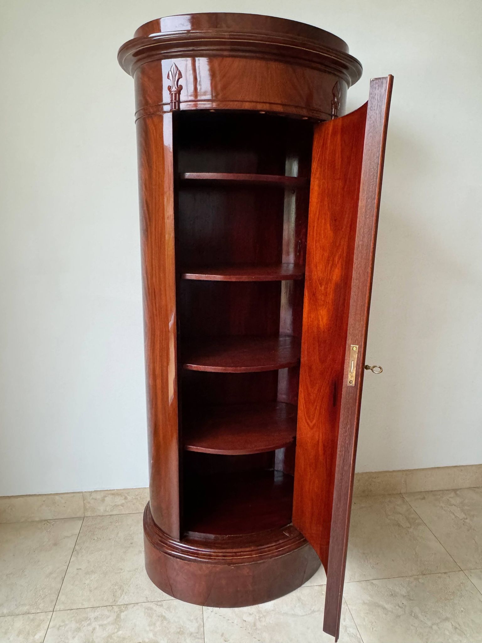 Somno “Column” or Cylindrical Cabinet, in flamed mahogany, Copenhagen, 1830-1840