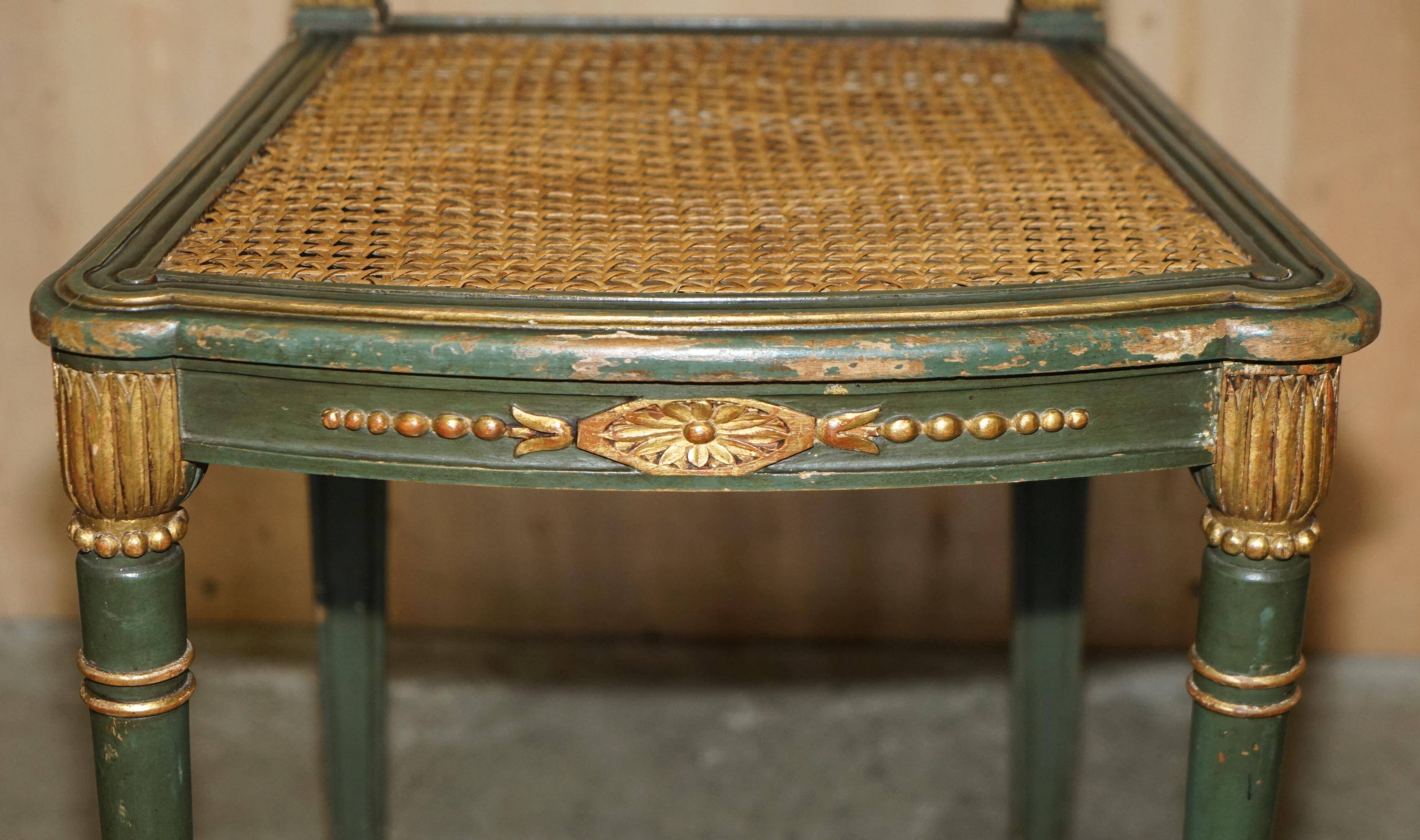 Paire Antique Chaises d'Appoint William Kent Empire Sculptées en Cygne
