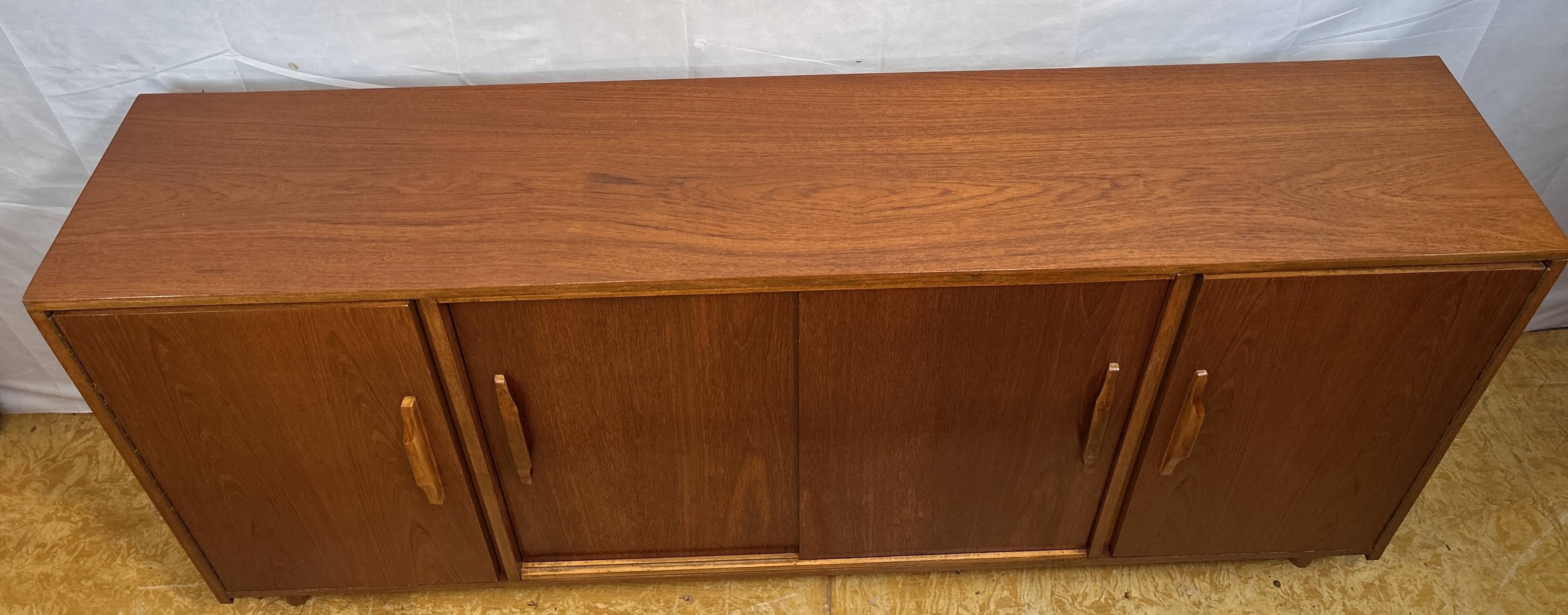 Mid-Century Retro Vintage Teak Sideboard – 1960s Space-Saving Elegance