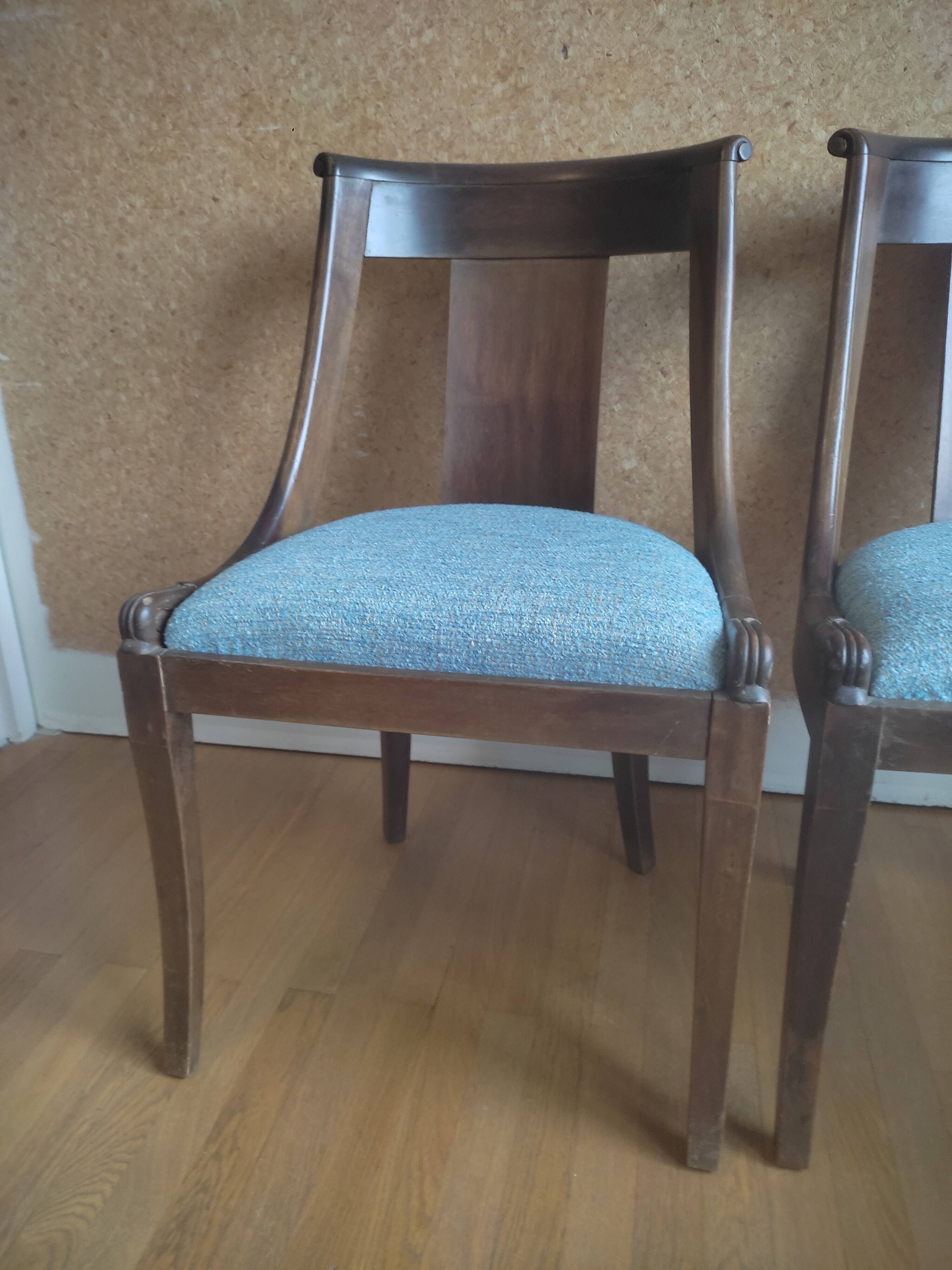 Empire gondola chairs