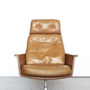 Club armchair Horst Brüning COR Chair for COR