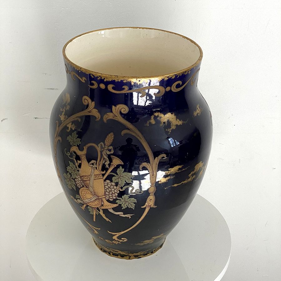 Vase HD and Faience Co. of Choisy the King