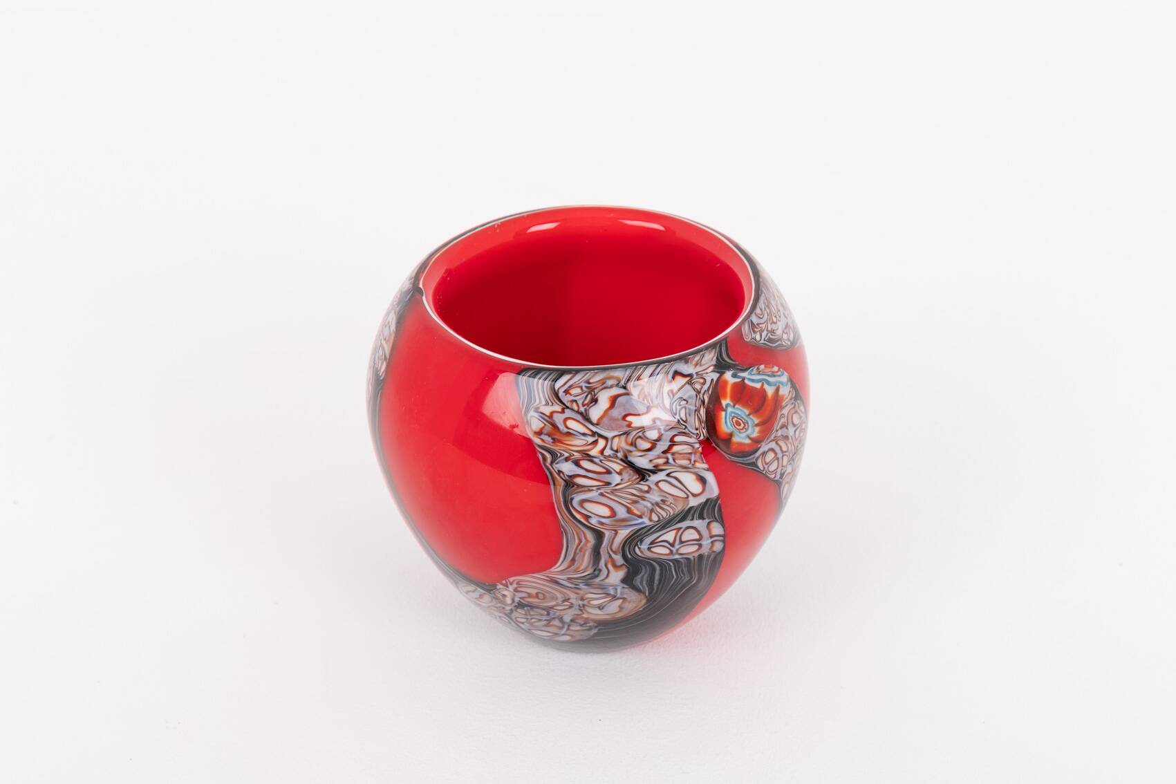 Spectacular Murano glass bowl, Italy 1980’s