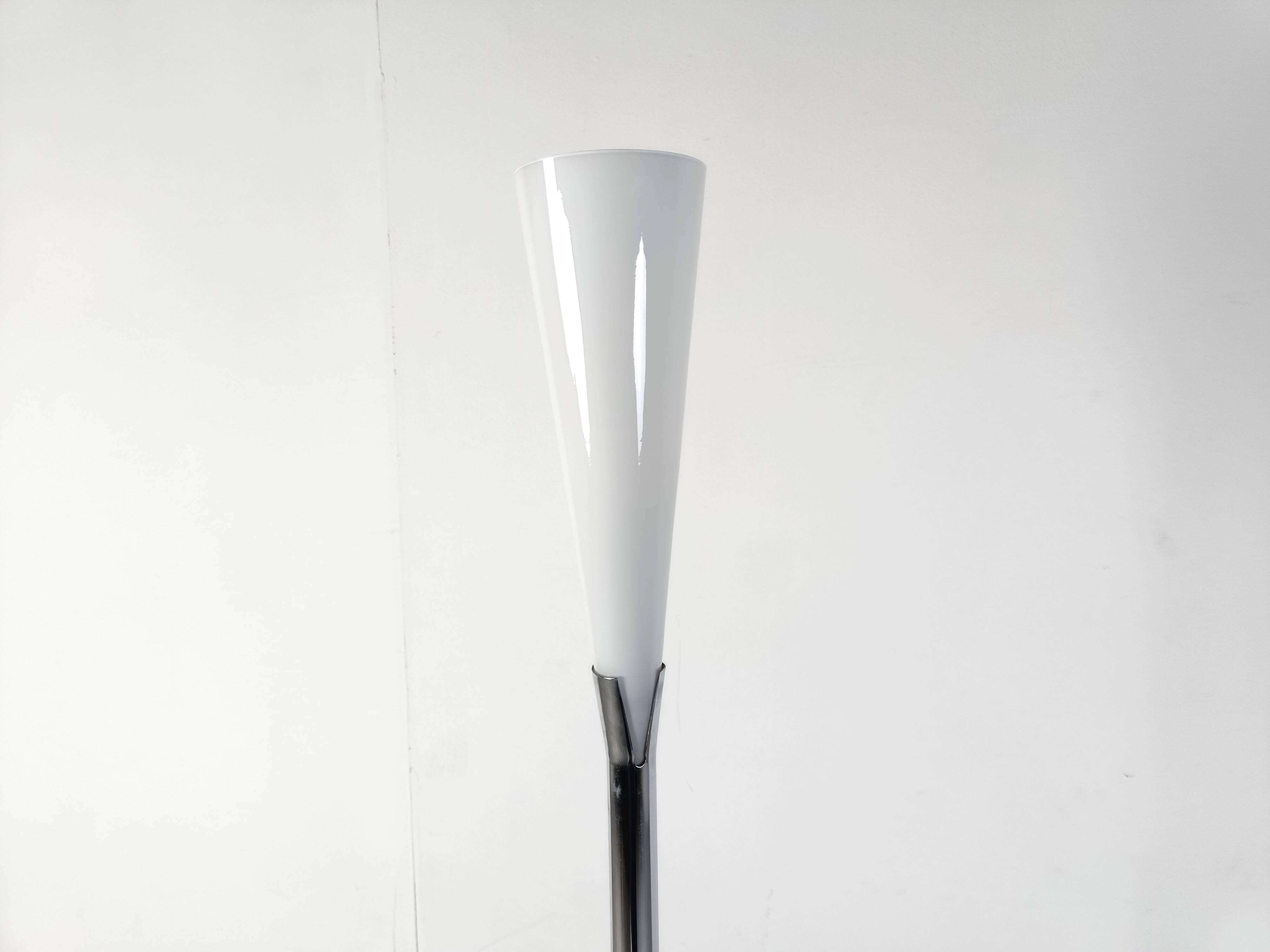 Post modern murano glass floor lamp by Veart, 1990s