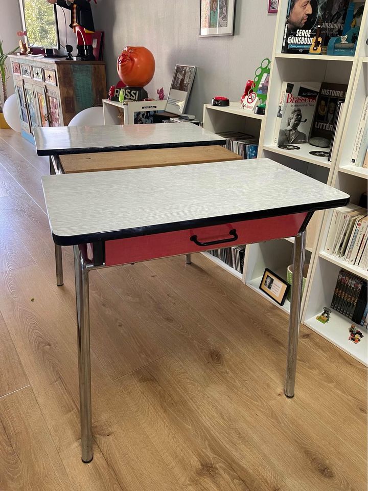 Table formica