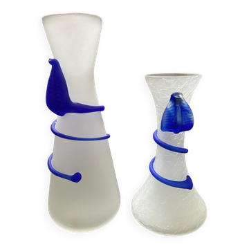 Duo of vintage soliflores vases in glass paste