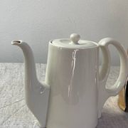 HKE porcelain thermal teapot