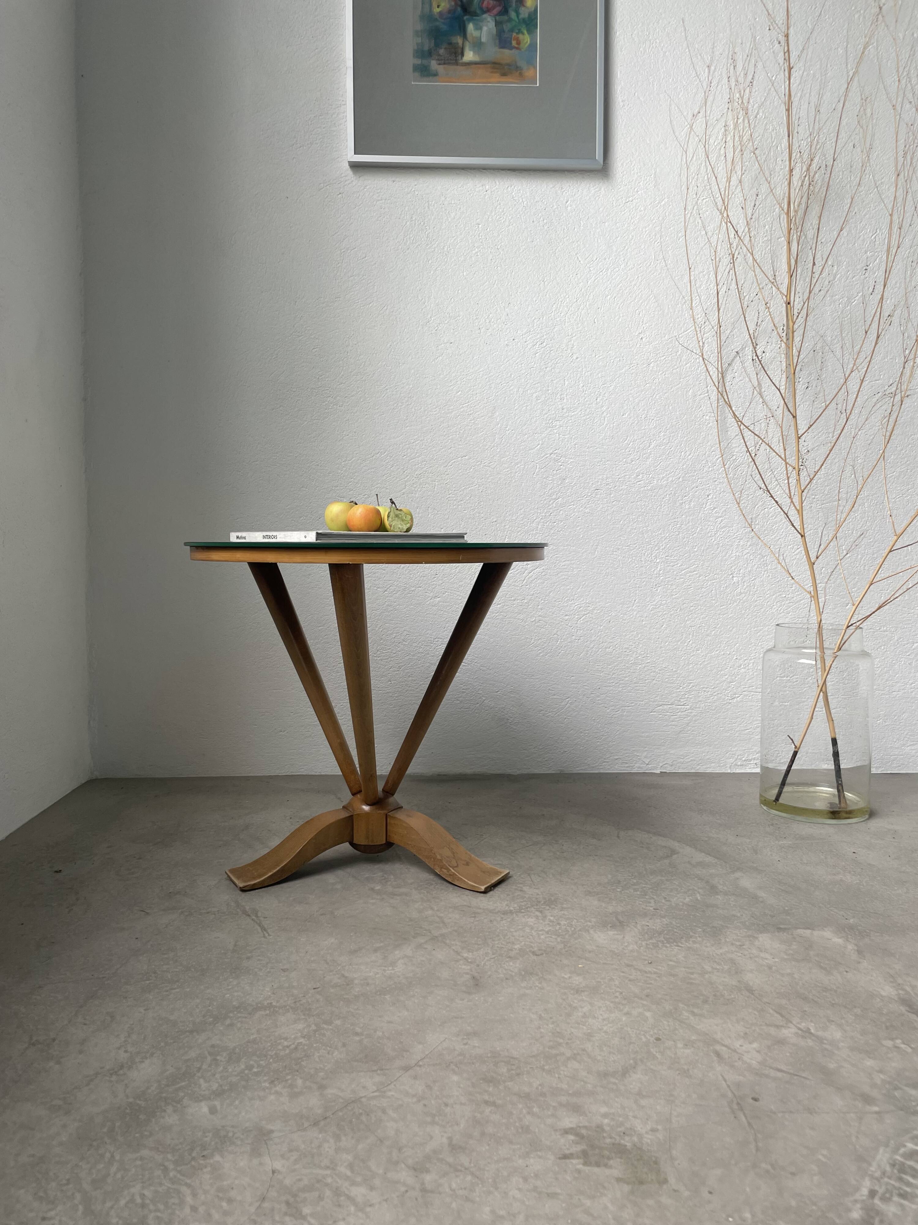 Art deco mirror pedestal table in walnut 1930
