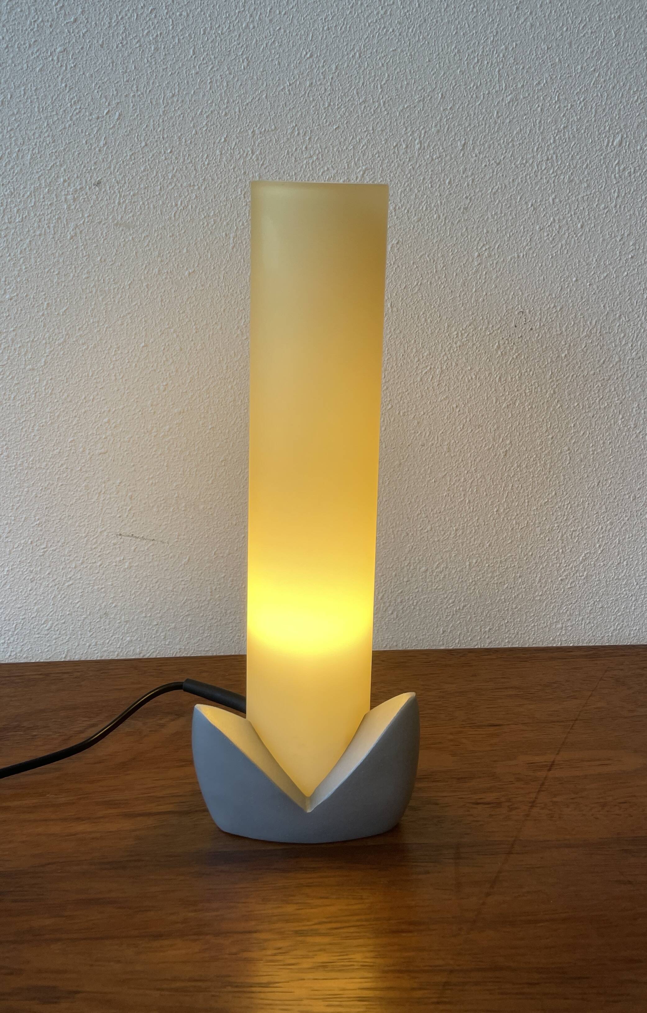 Cylindrical yellow Murano glass with silver flower stand table lamp from Italy