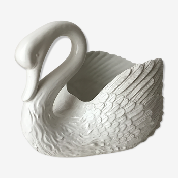 Pot cover swan