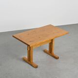 Table en pin massif, Les Arcs, France