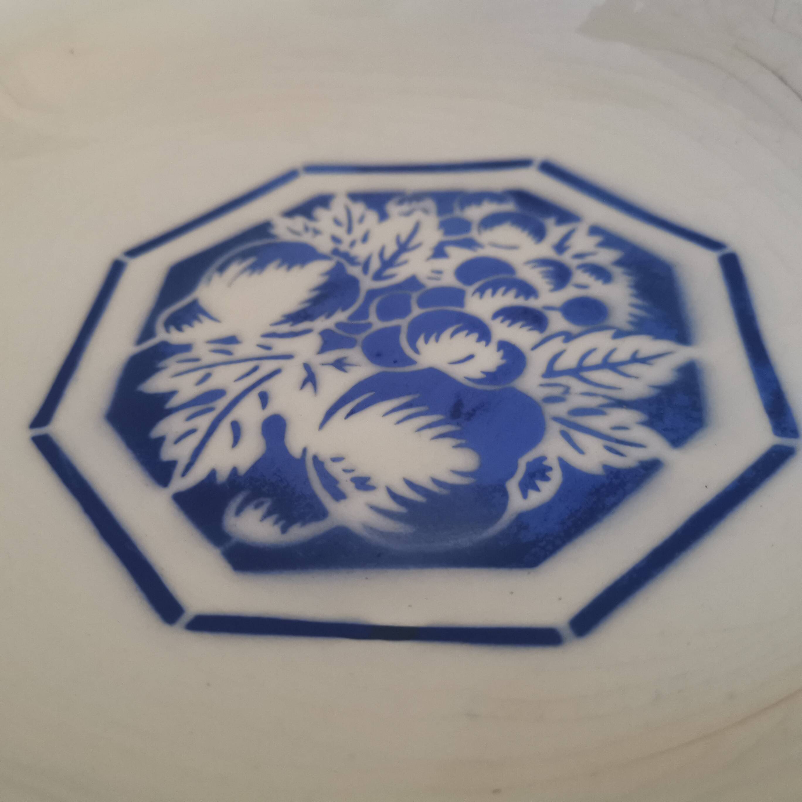 Deep dish K&G Luneville model Fructidor