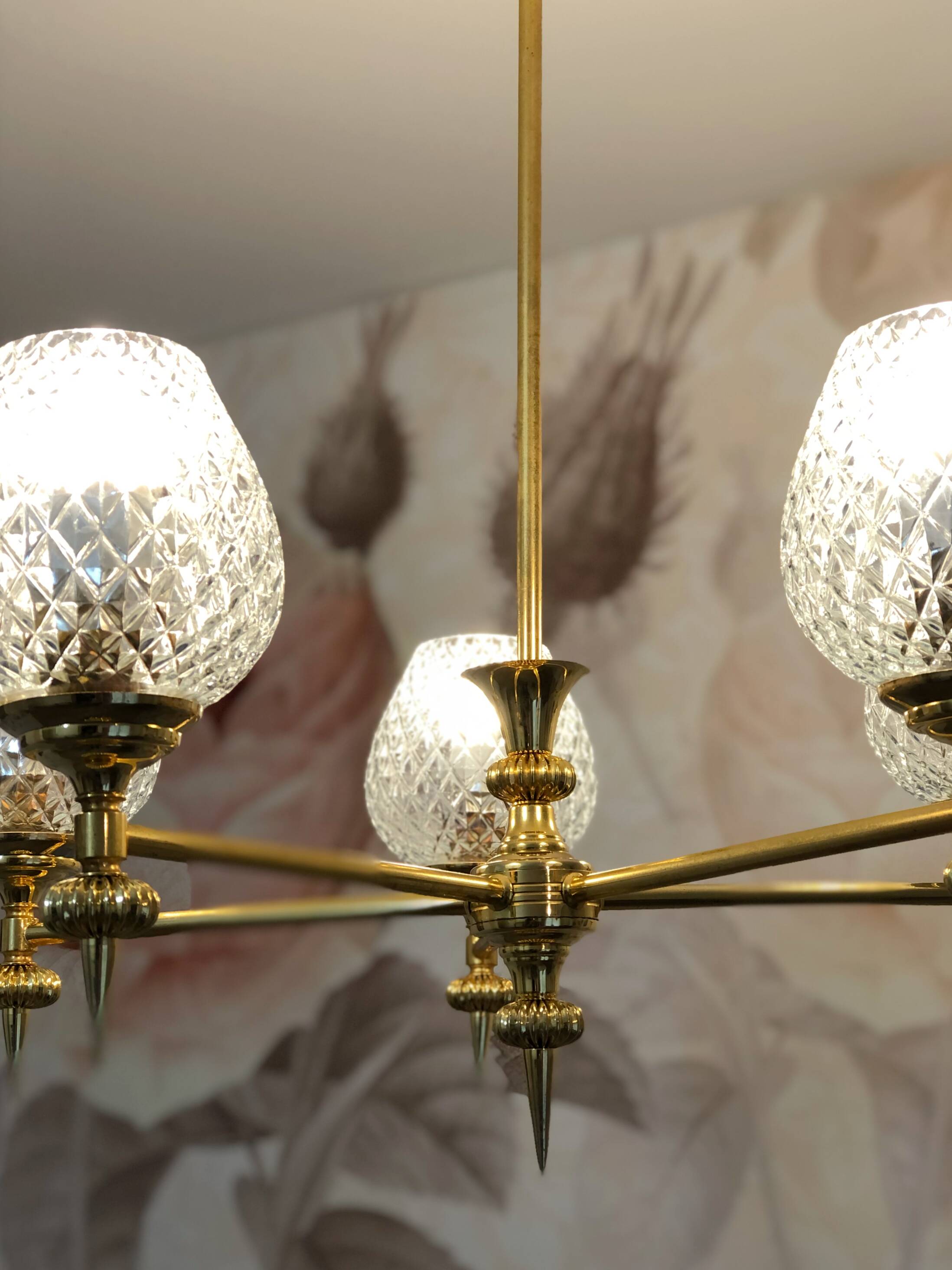 Vintage 5-light chandelier in glass and brass