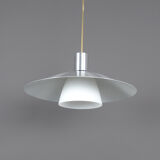 Suspension en métal design danois avec verre à lait, années 1980