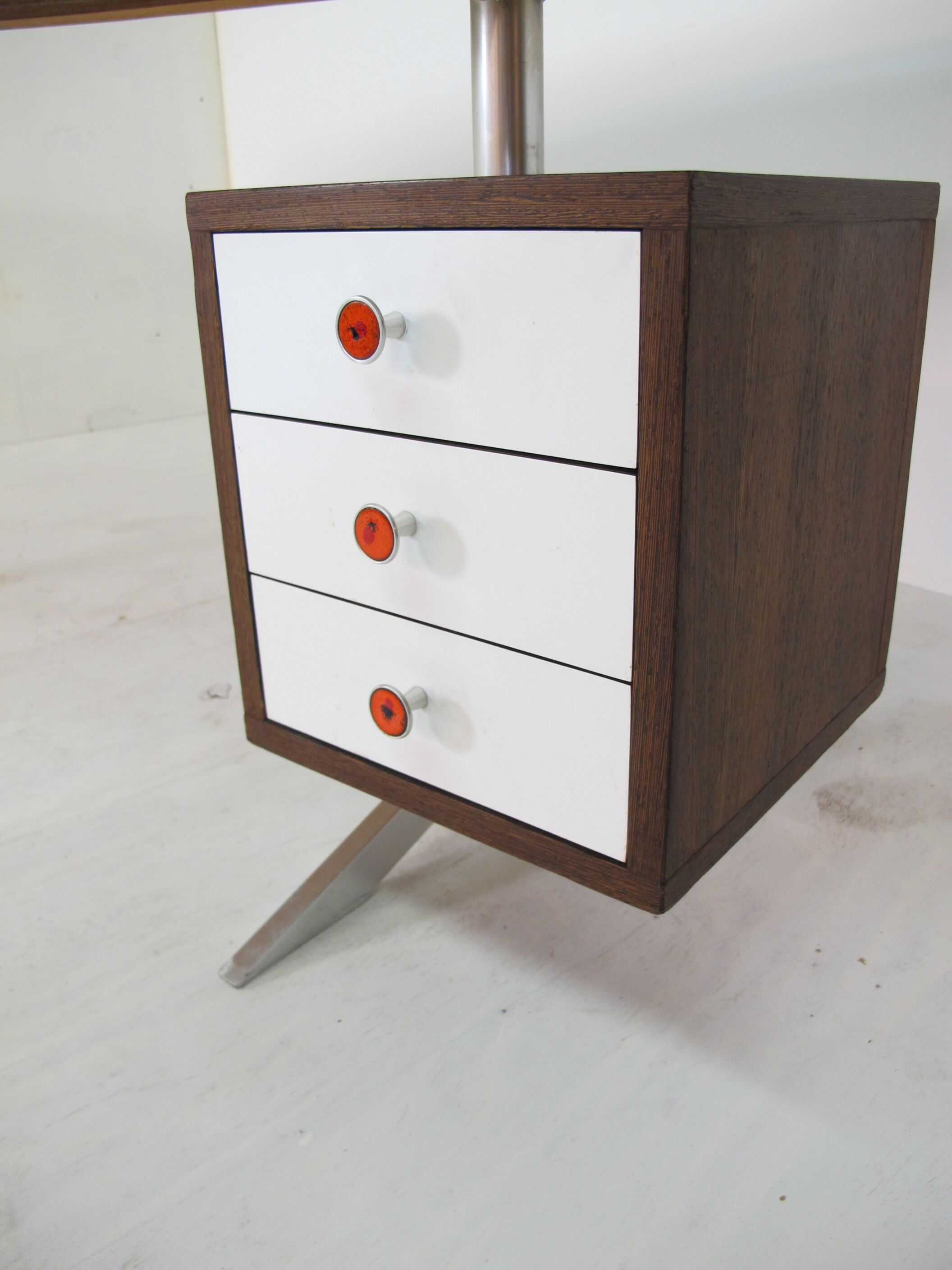 Bureau vintage en wengé moderne du milieu du siècle, ère spatiale, années 1960