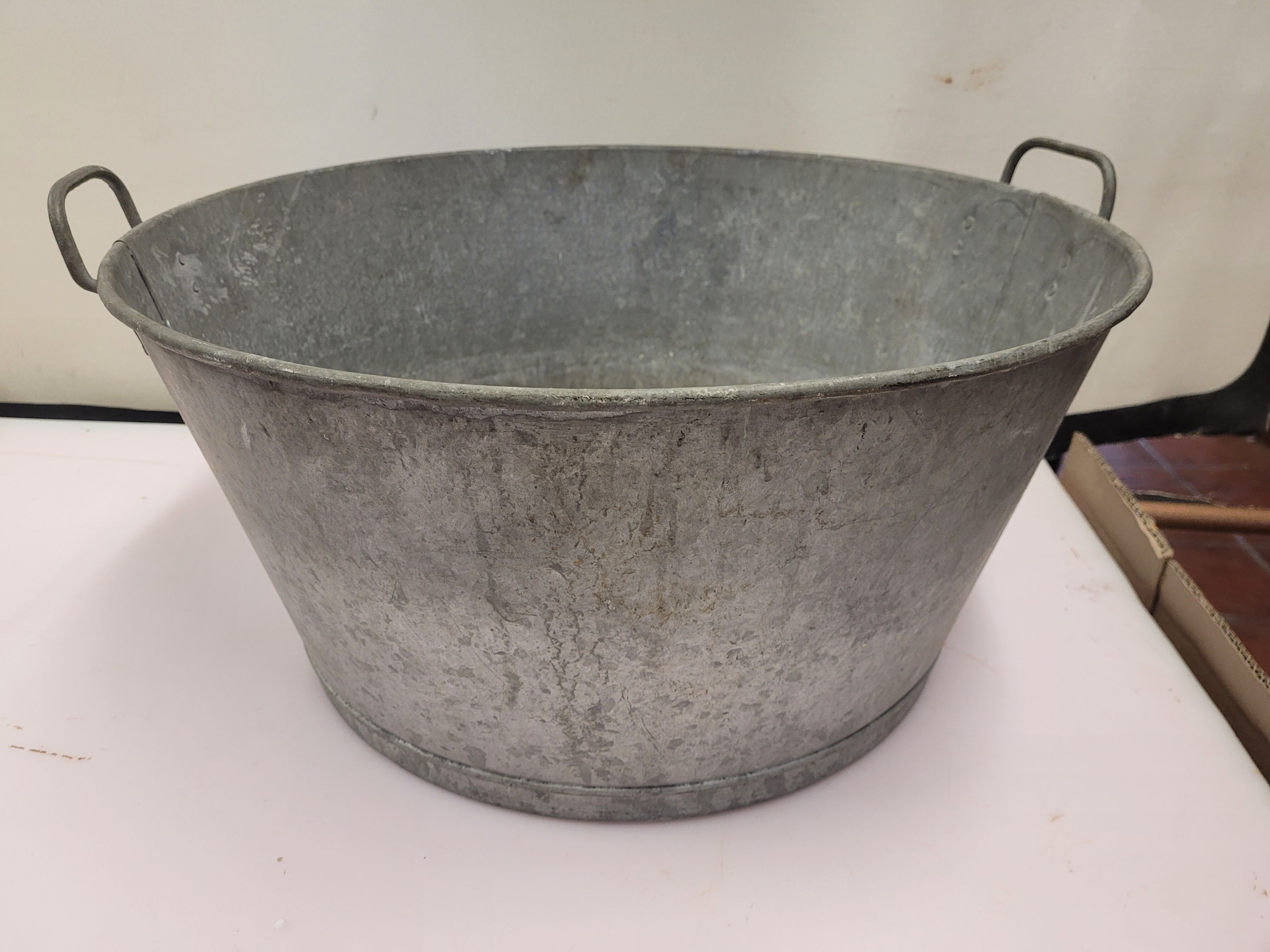 Zinc basin