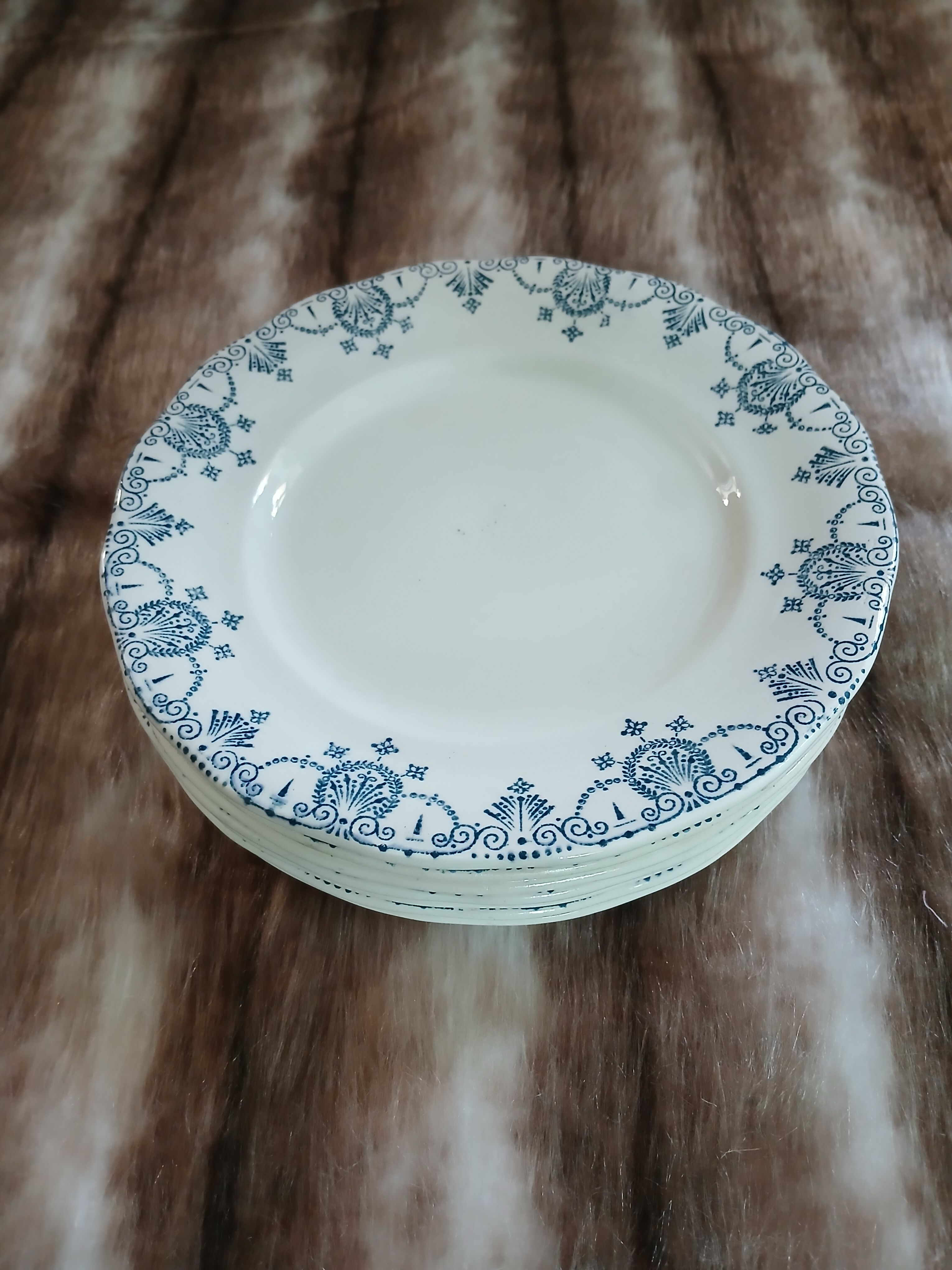 7 antique dessert plates in ironstone