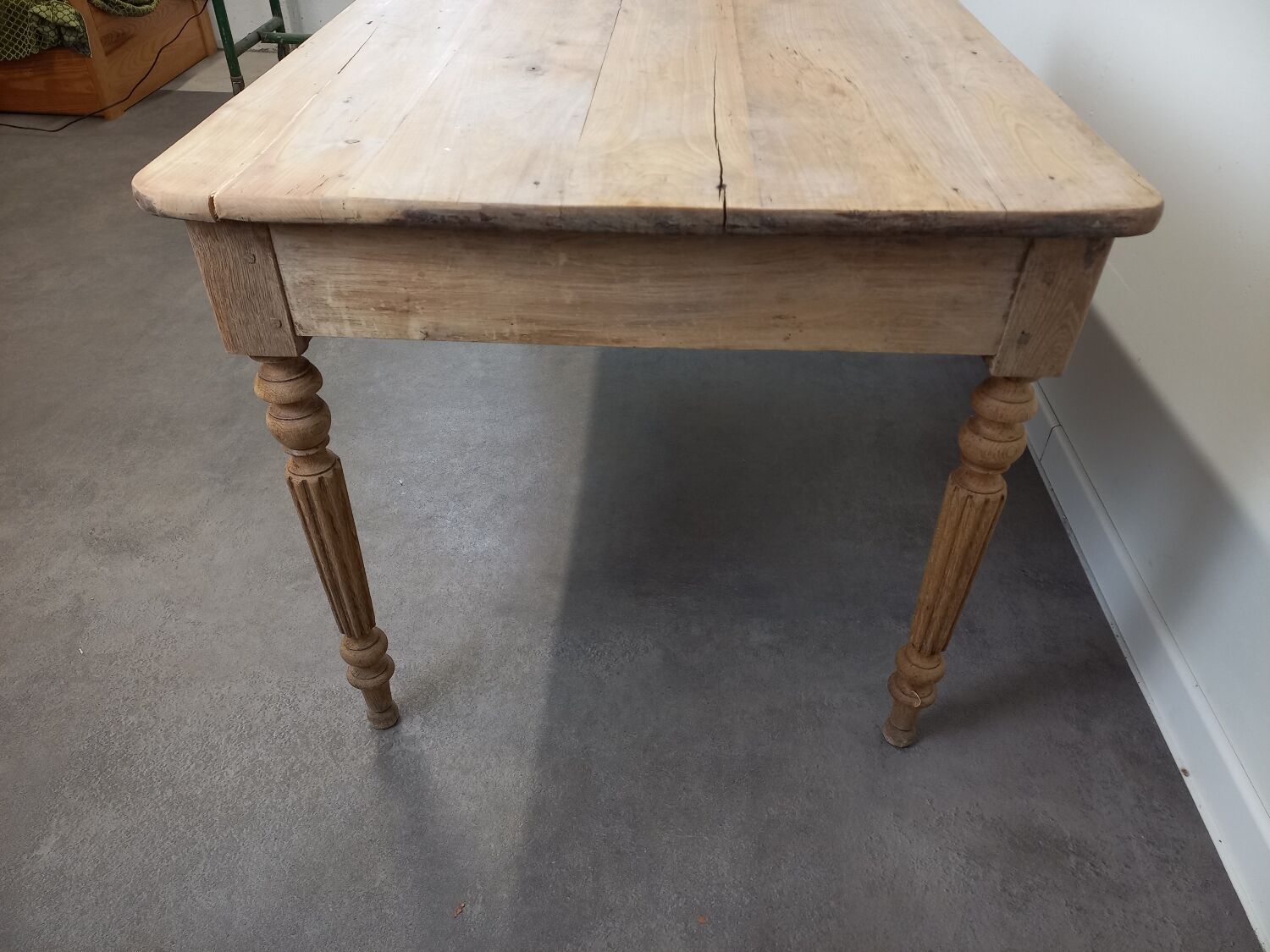 Farmhouse table