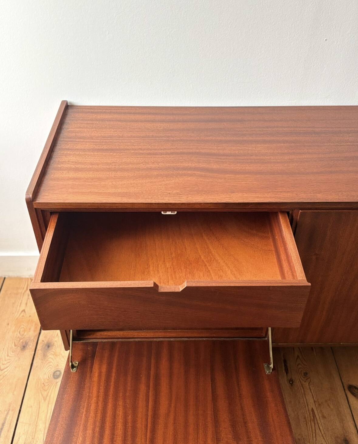 Vintage bar cabinet/sideboard