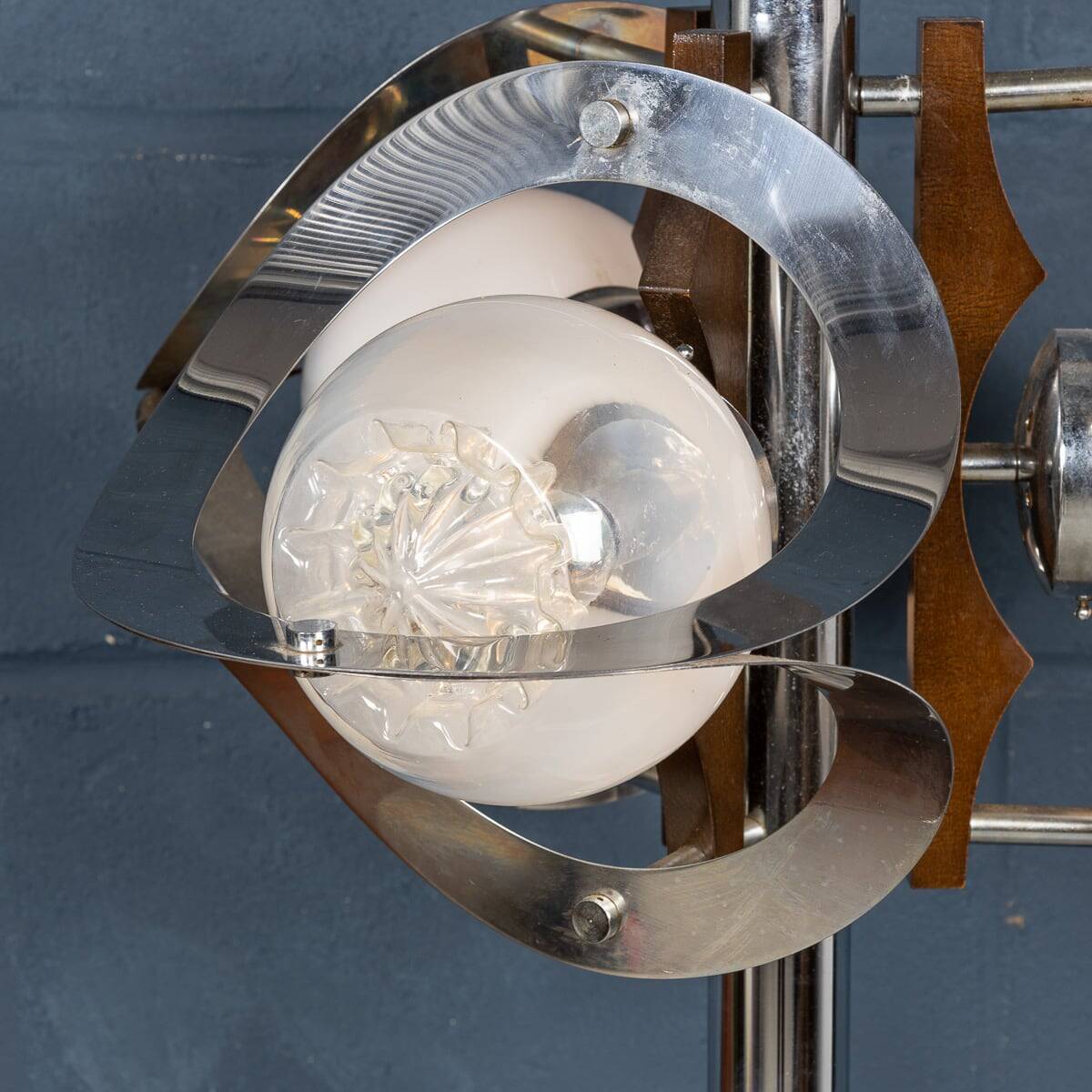20thc italian floor lamp in the manner of gaetano sciolari, venice c.1970