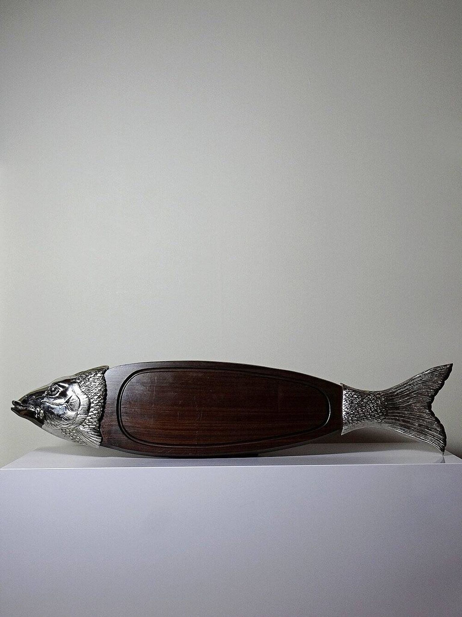 Large vintage 1960s wooden and silver-plated metal salmon serving tray