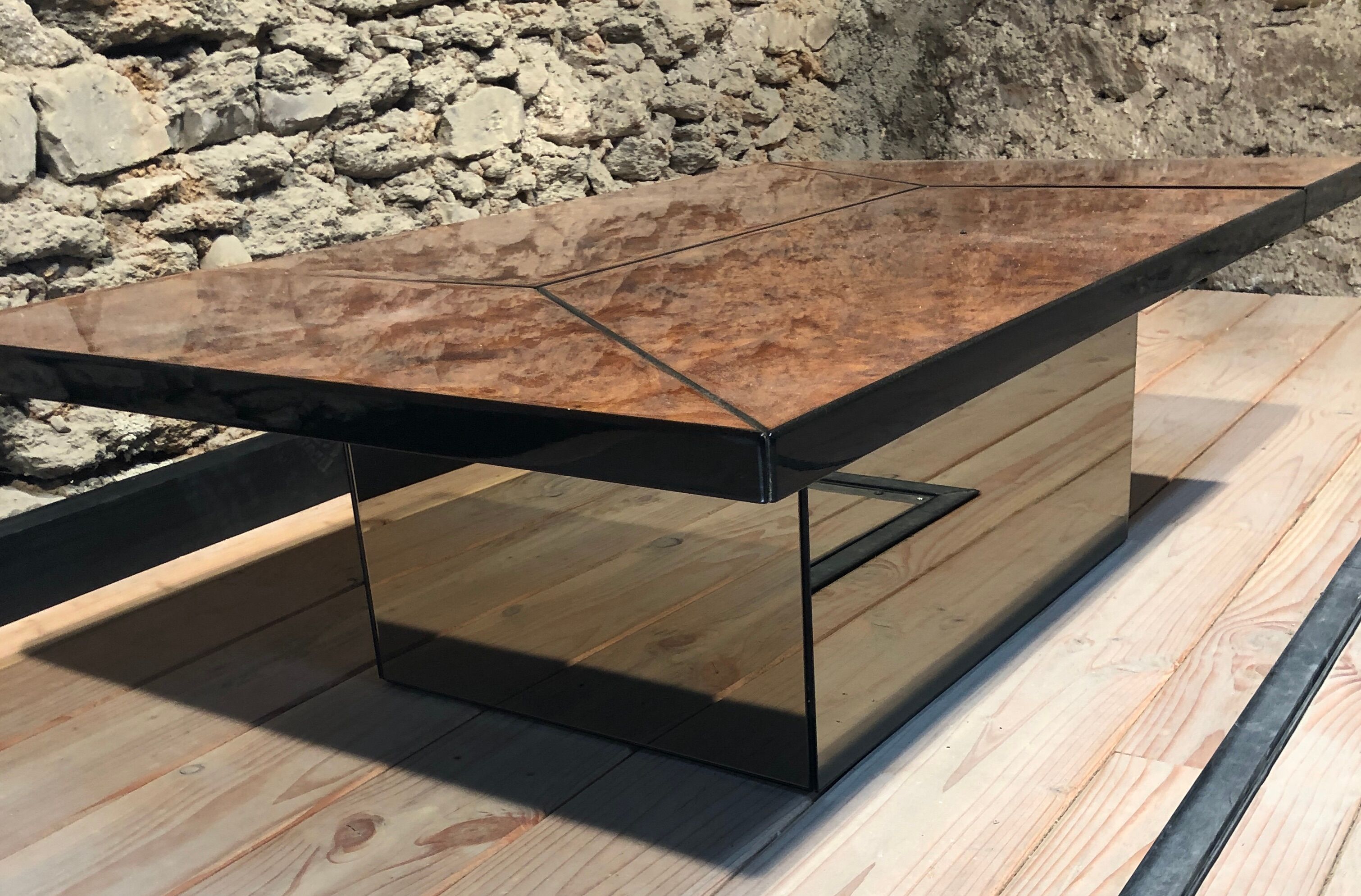 Table basse bar cocktail caché en loupe d'orme de Paul Michel, 1970 Roche Bobois