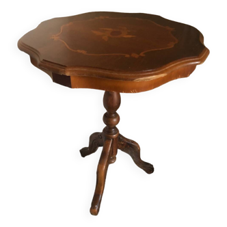 Inlaid wood pedestal table