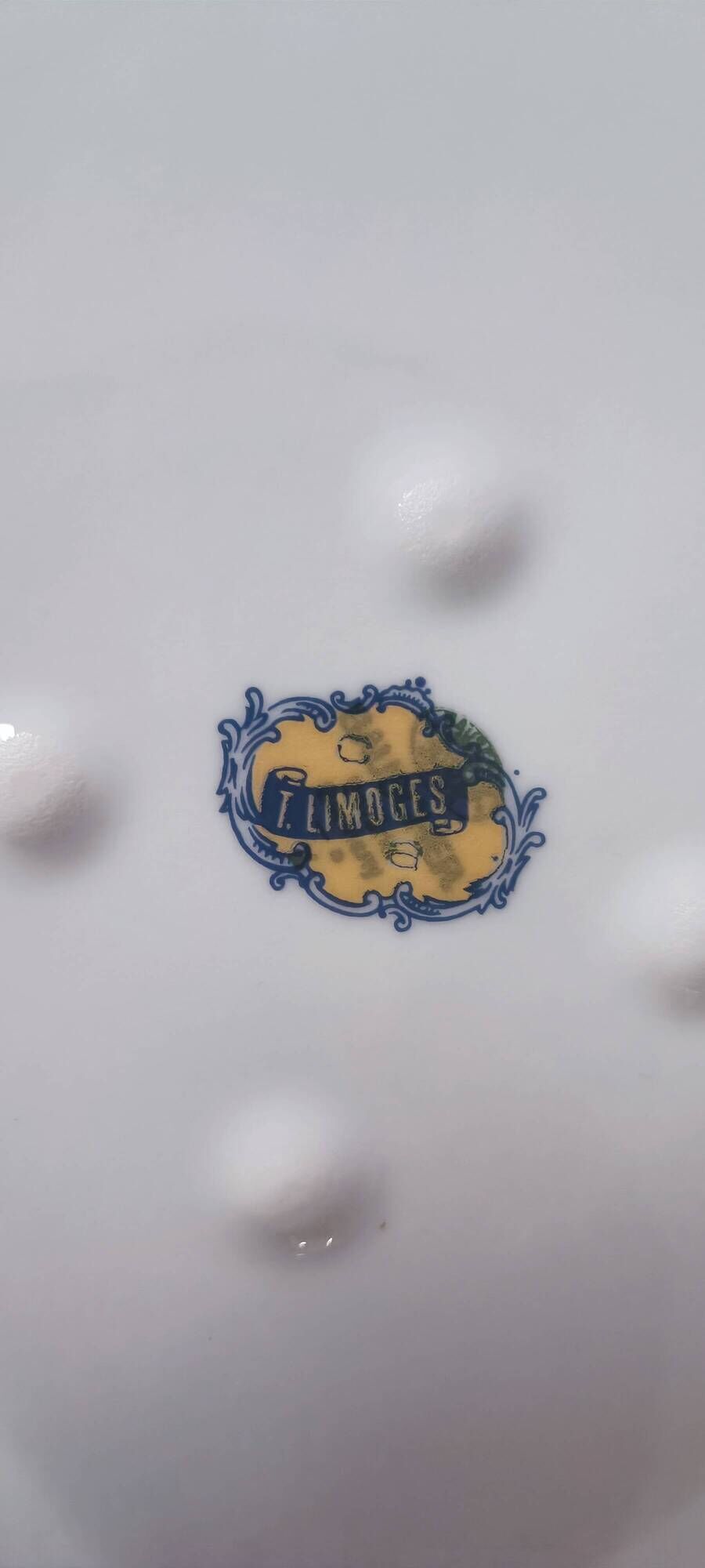 Vintage square plate signed in porcelain T. Limoges 20x20 Original new condition