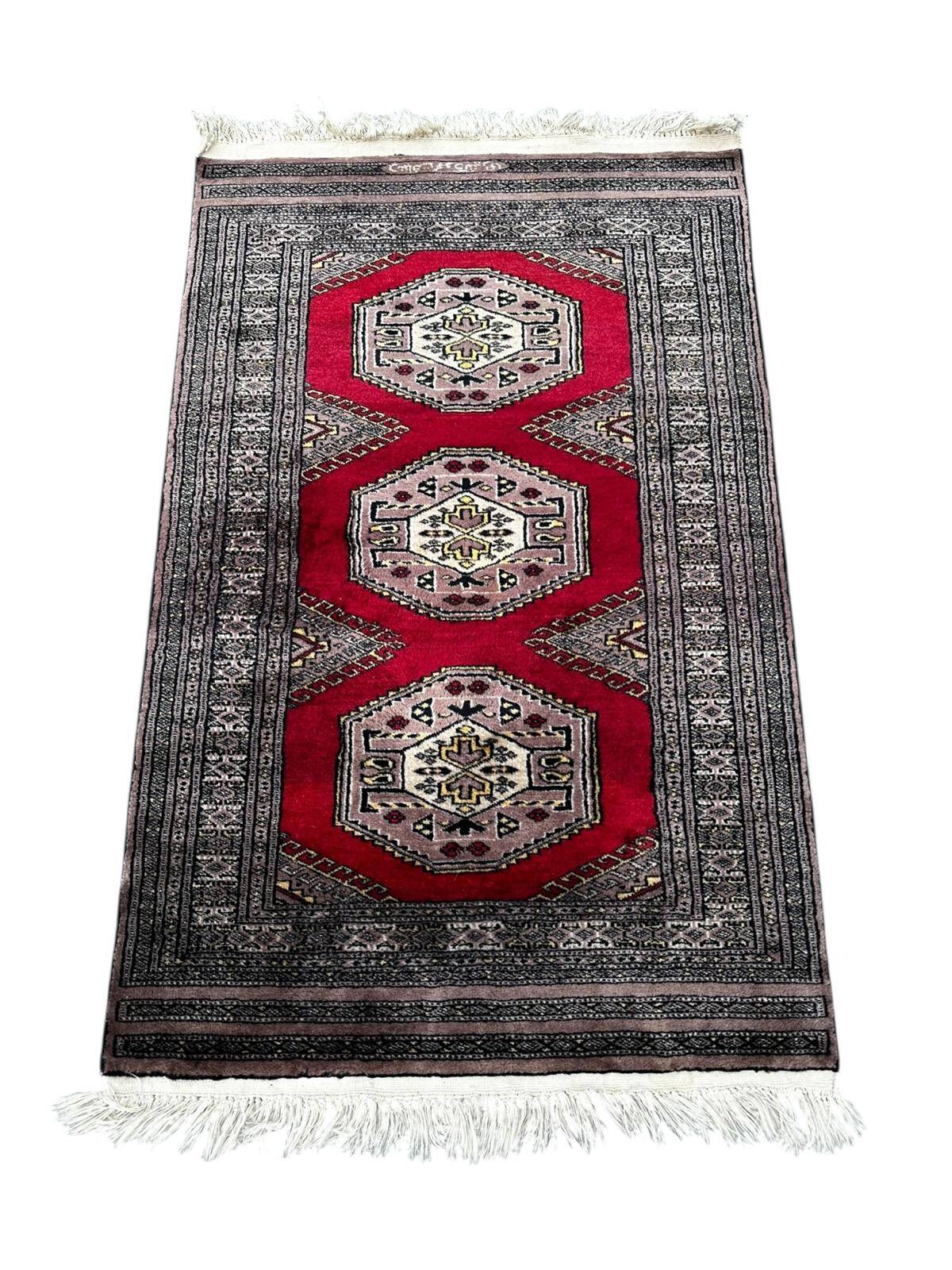 Handmade Pakistani rug 130cm x 80cm