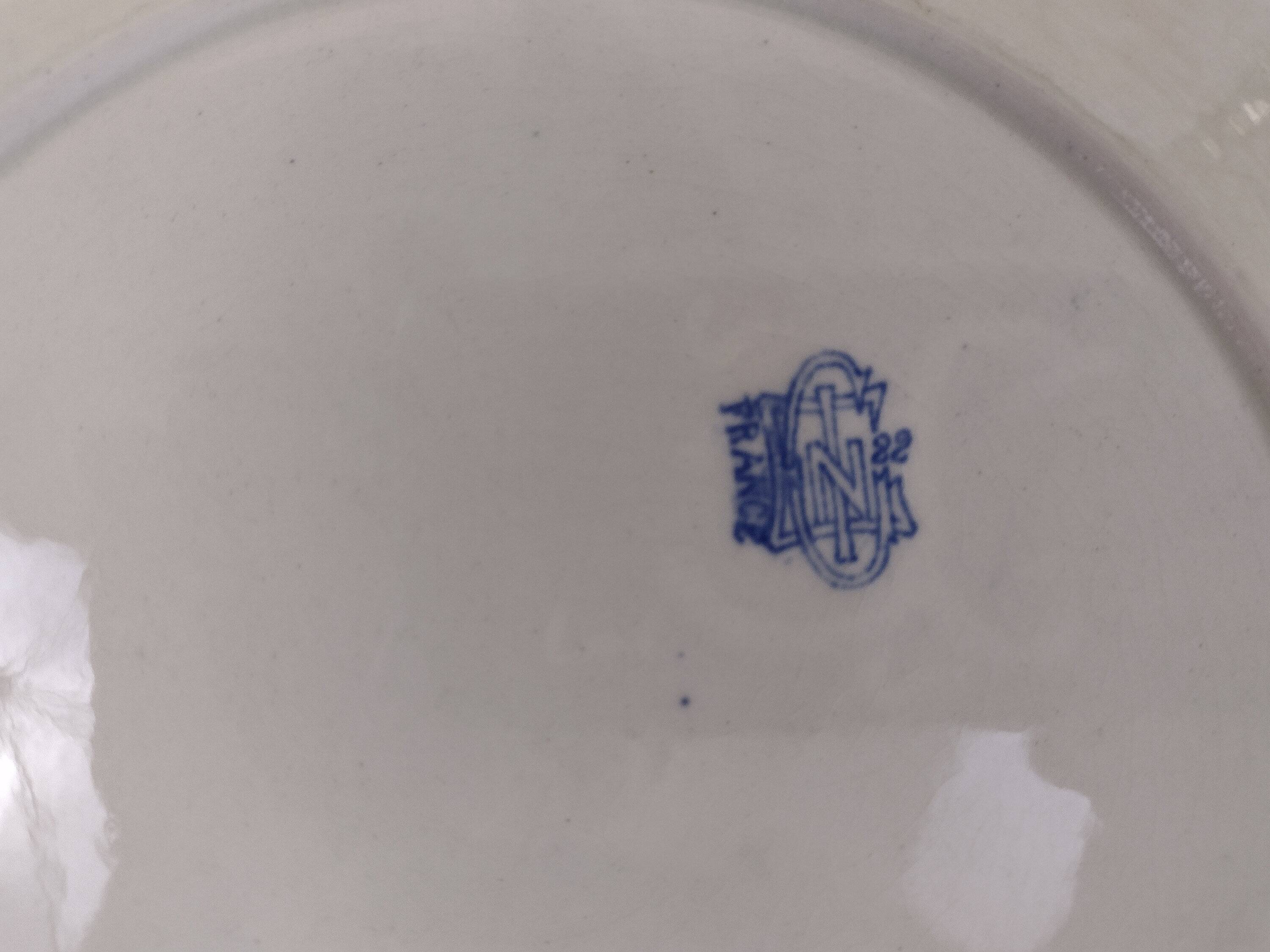 6 Gien Rouen dinner plates