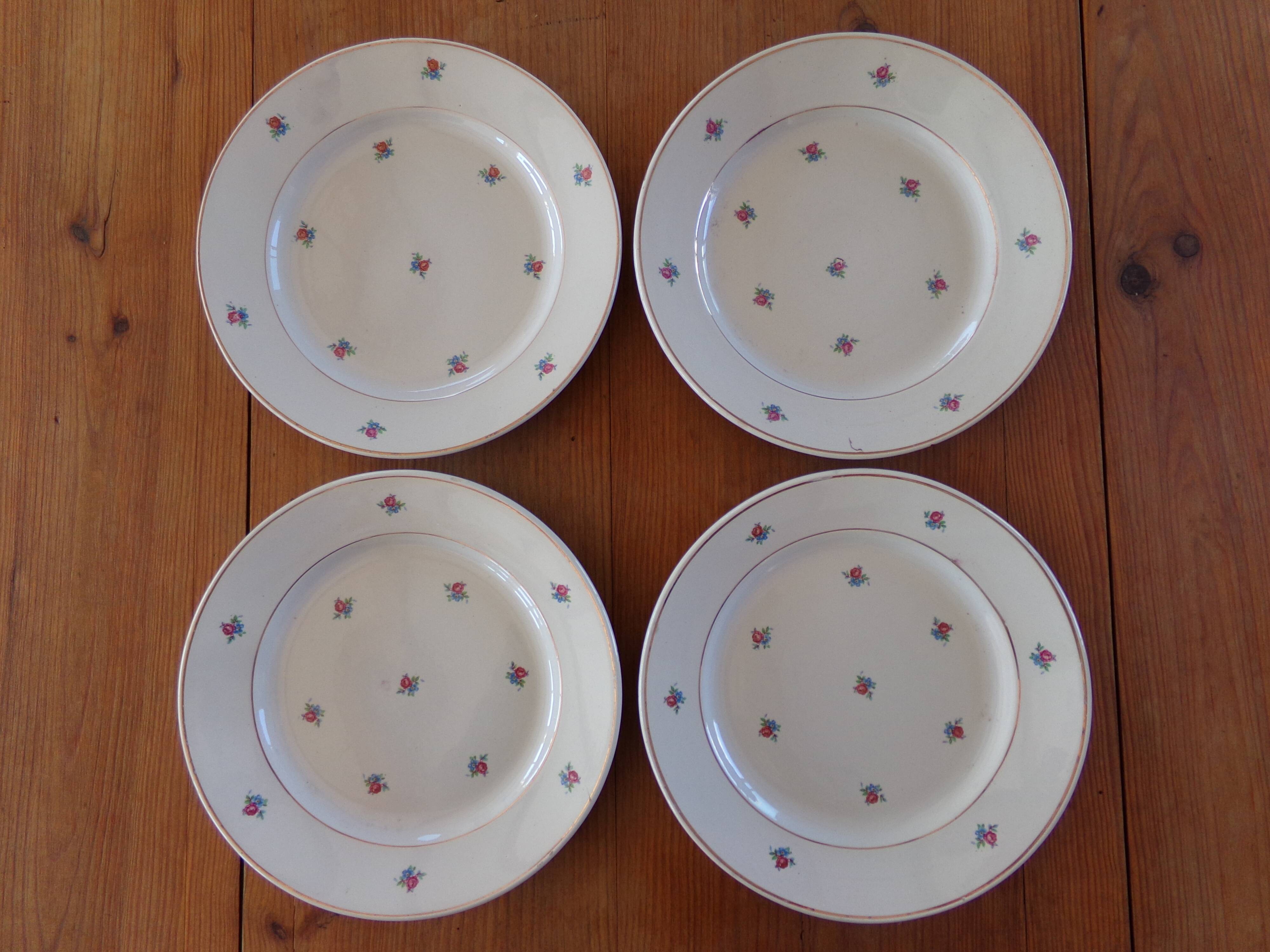Set of 4 old flat plates Luneville