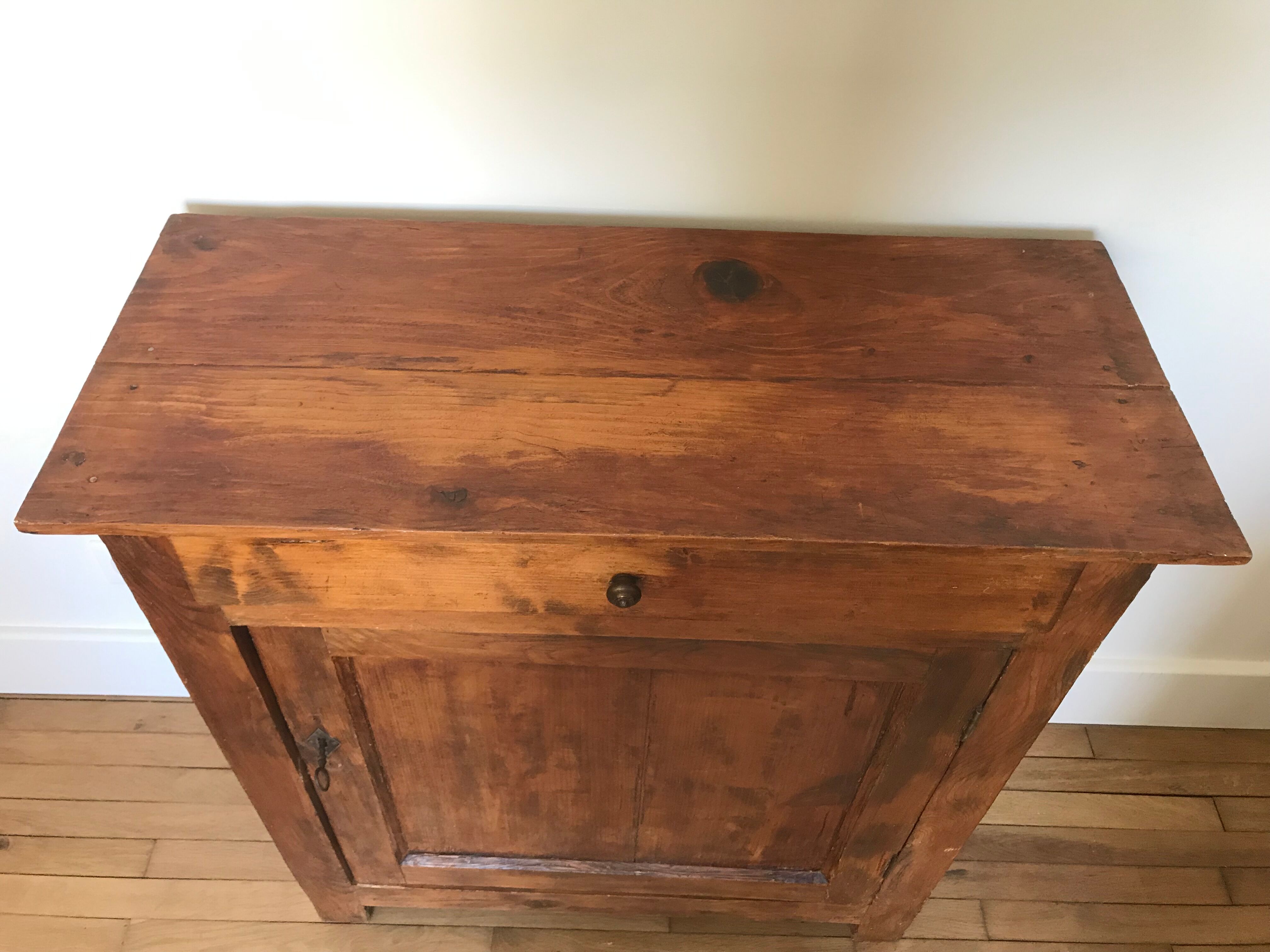 Parisian buffet confiturier type