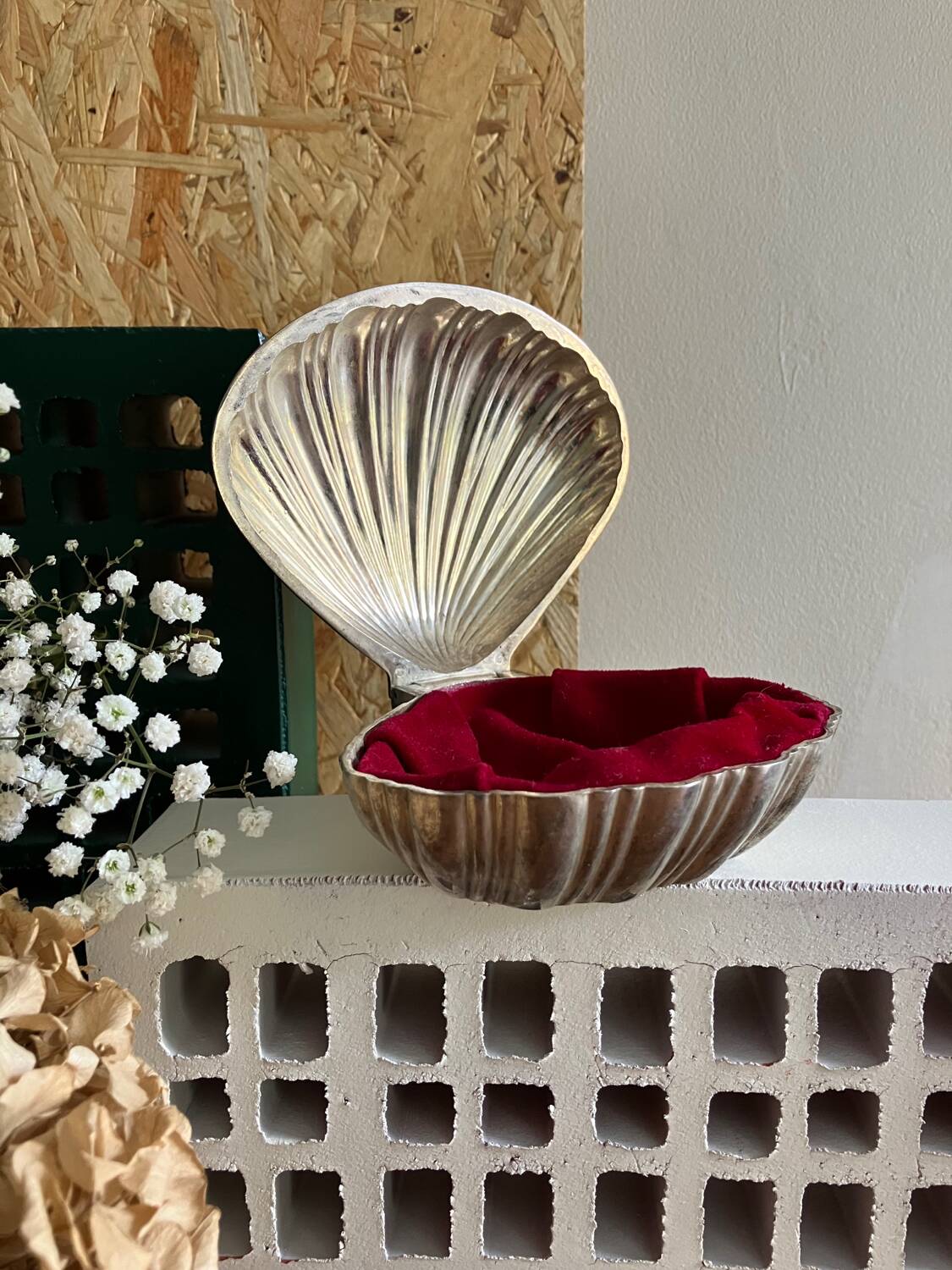 Shell jewelry box